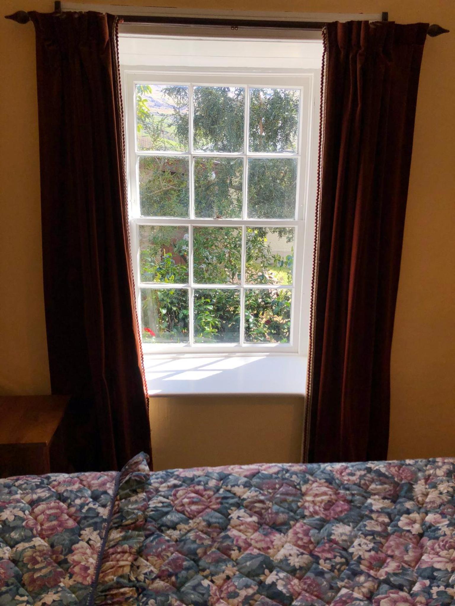 Two-Bedroom House - Photo 17