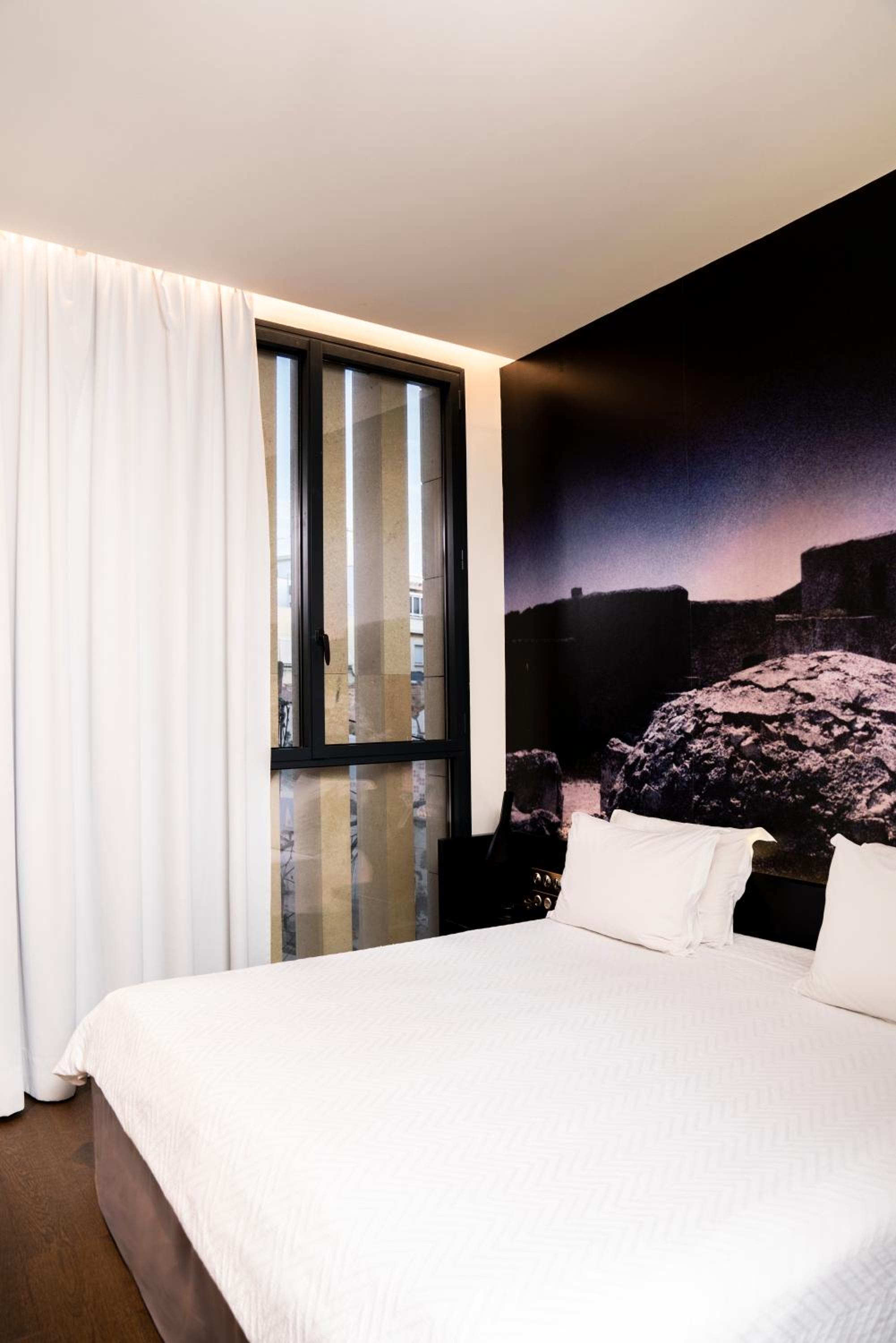 Double or Twin Room - Photo 5