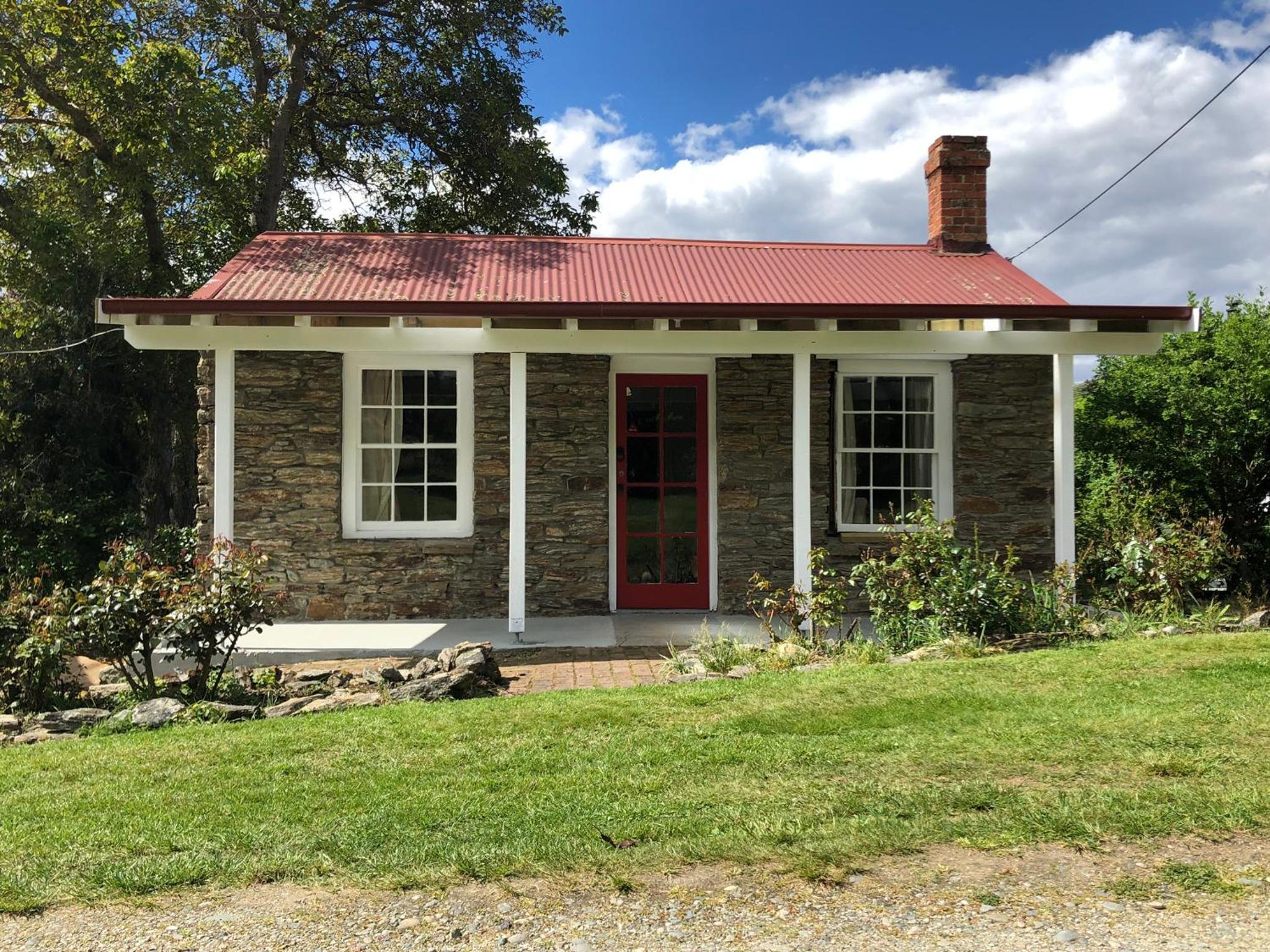 Two-Bedroom House - Photo 15