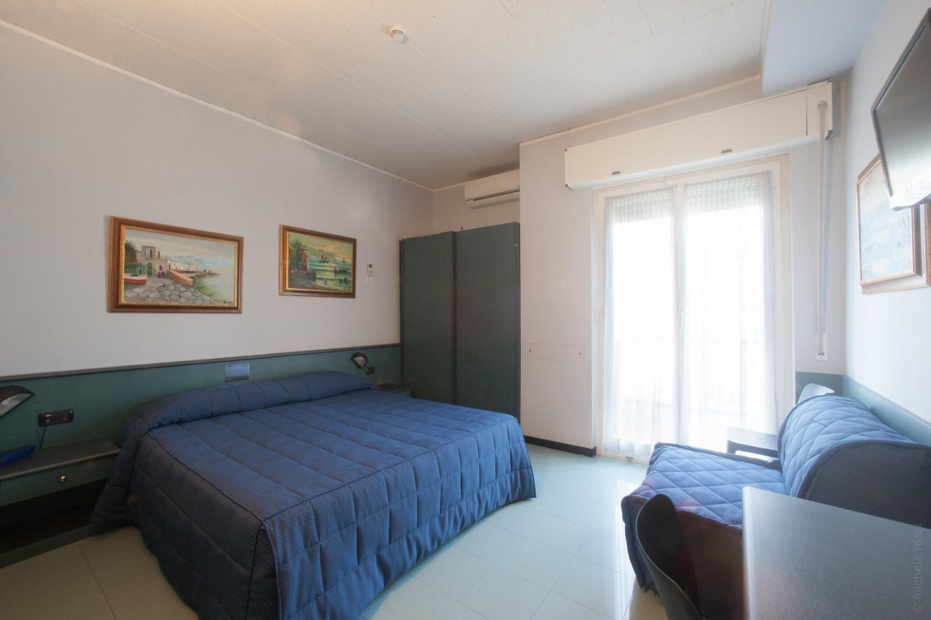 Double or Twin Room - Photo 1
