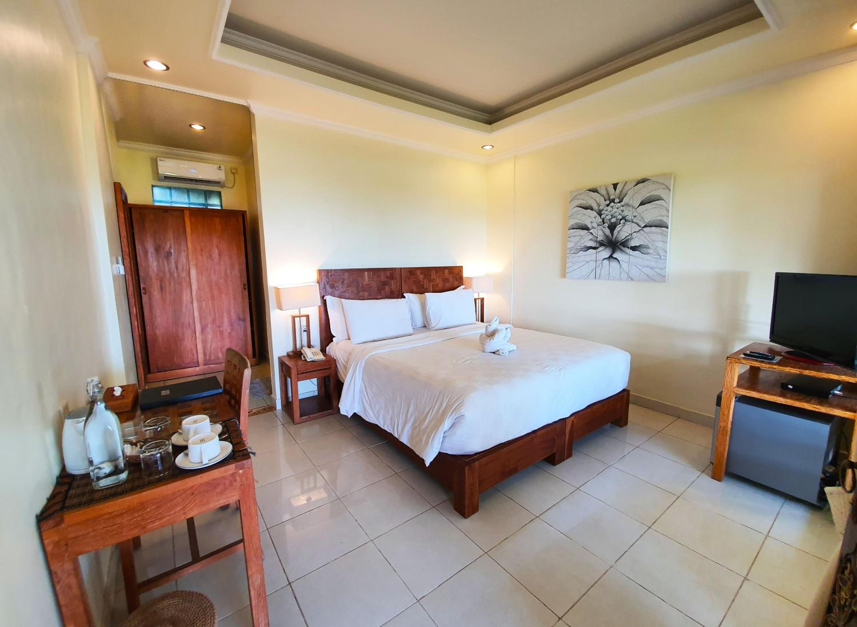 Garden Superior Double Room with Sea View photo 2