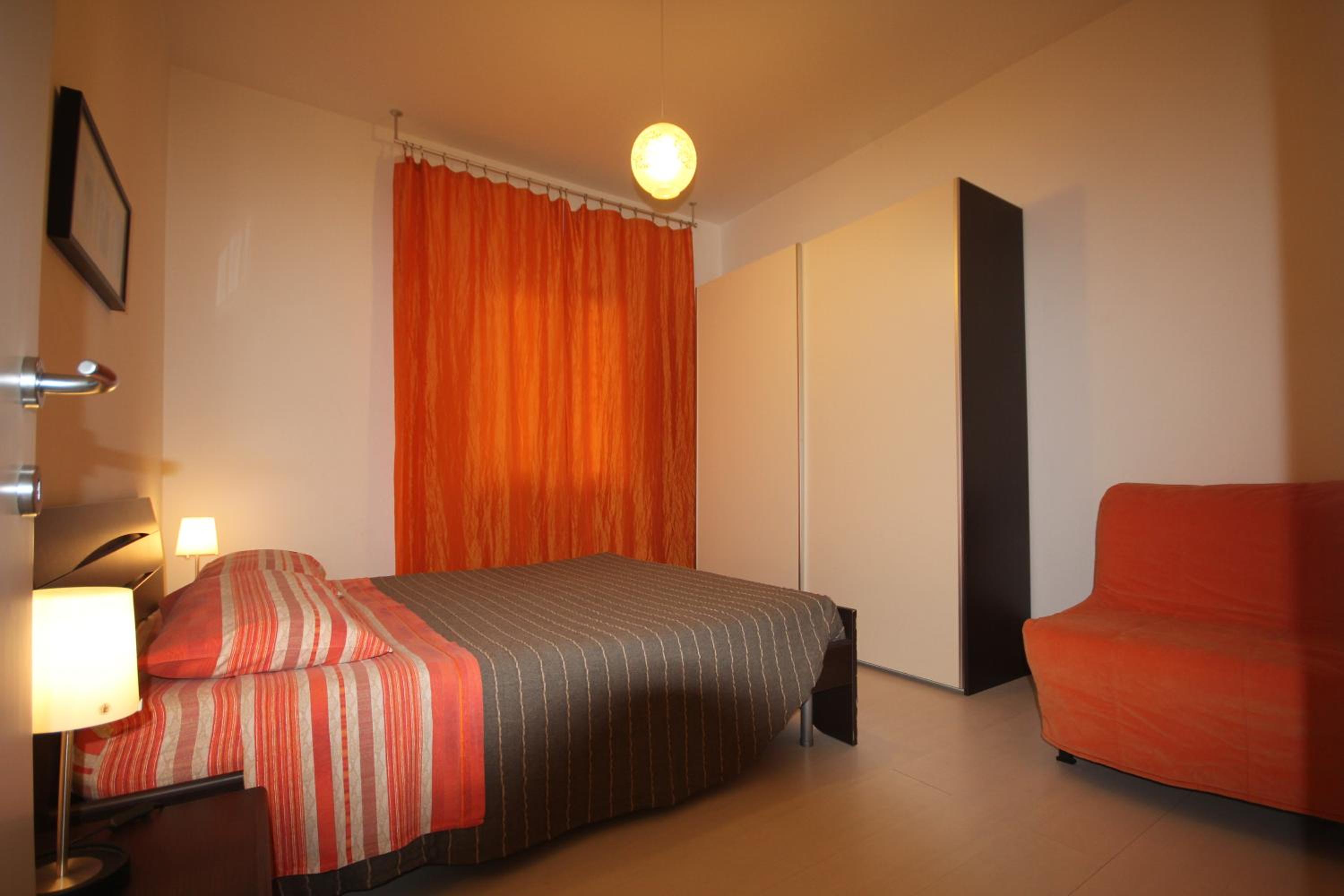 One-Bedroom Apartment with Garden