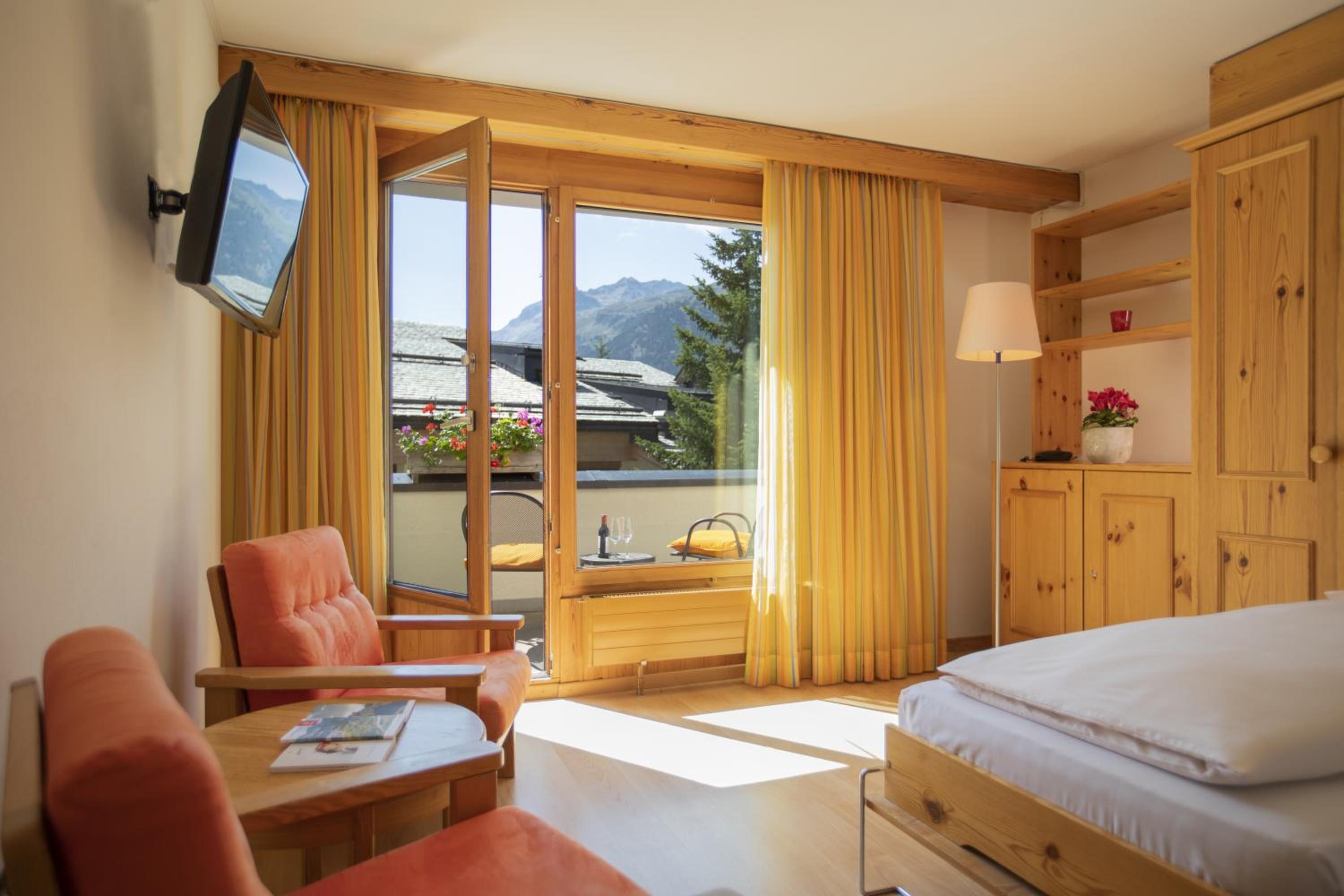 Classic Double Room with Balcony photo 1