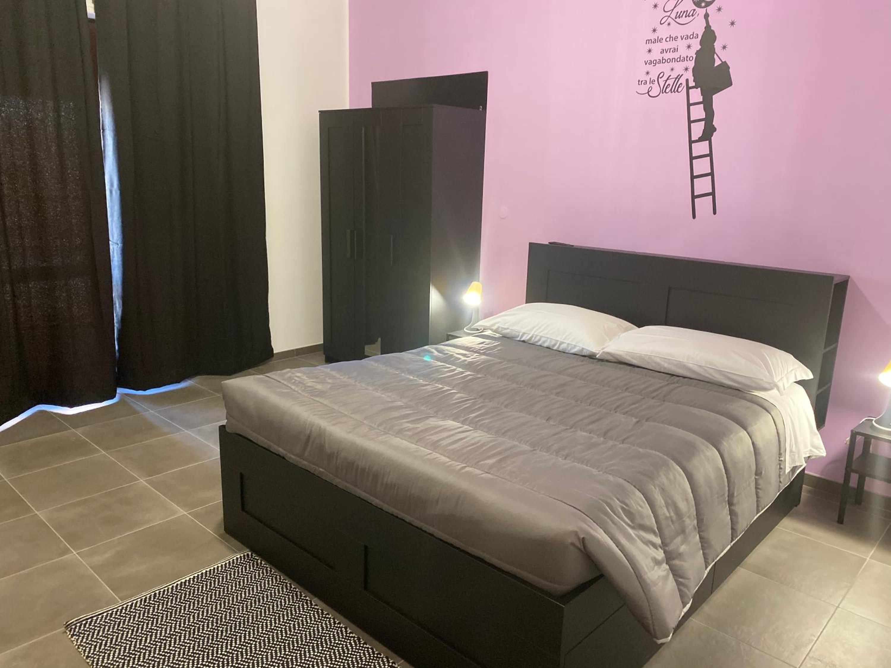 Deluxe Room - Photo 2