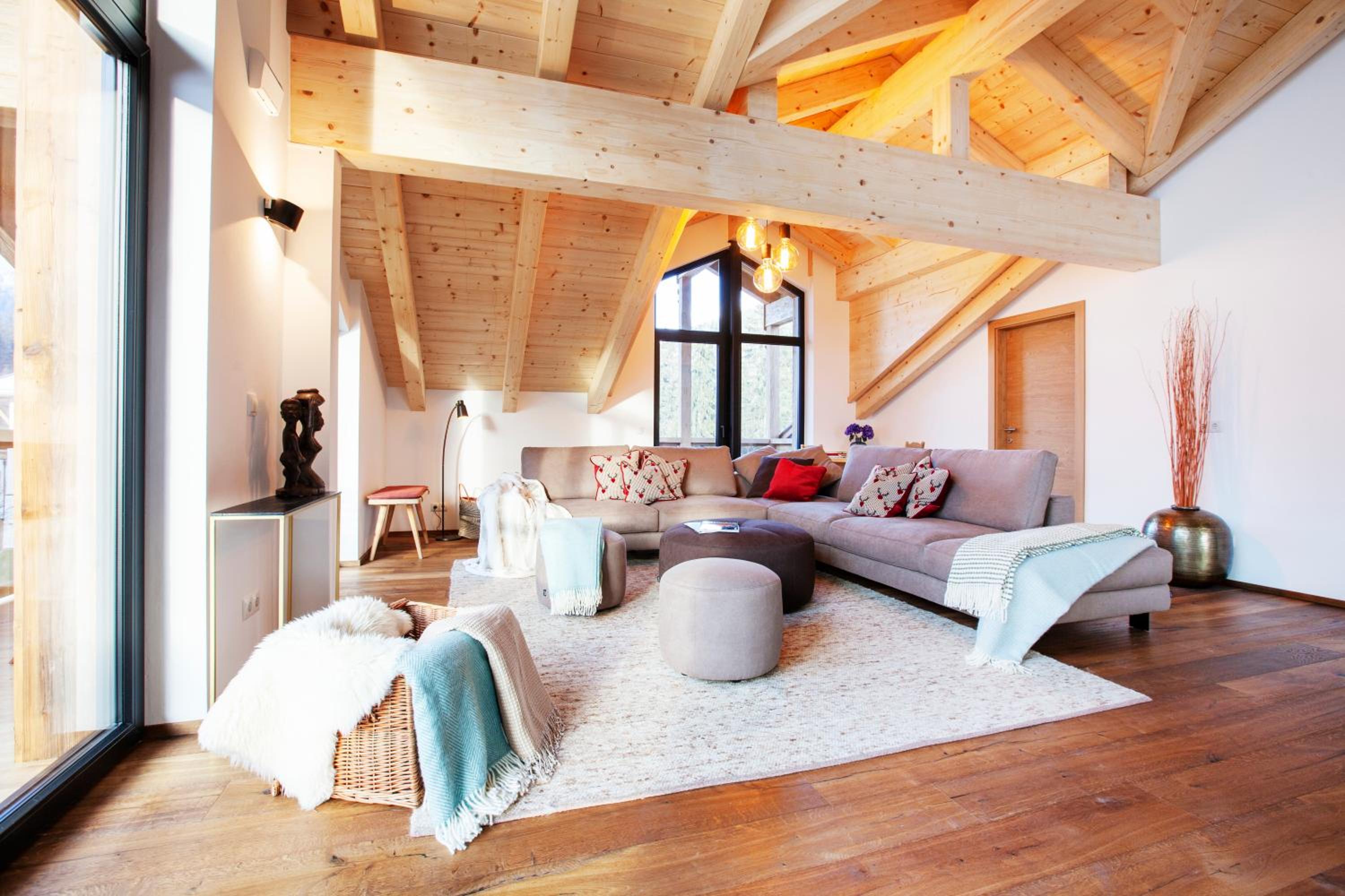 Apartment with Mountain View photo 1