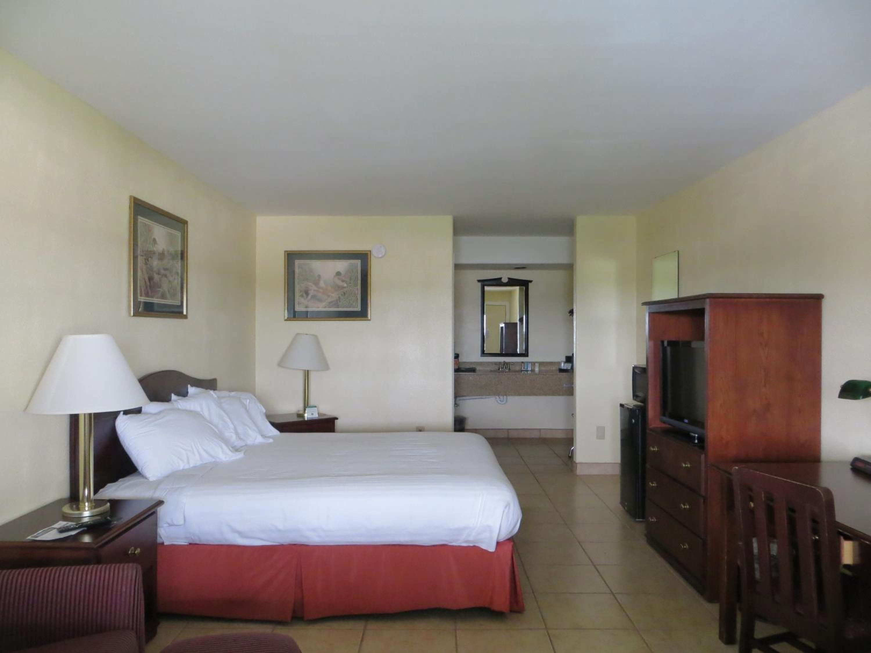 Double Room with Two Double Beds photo 2