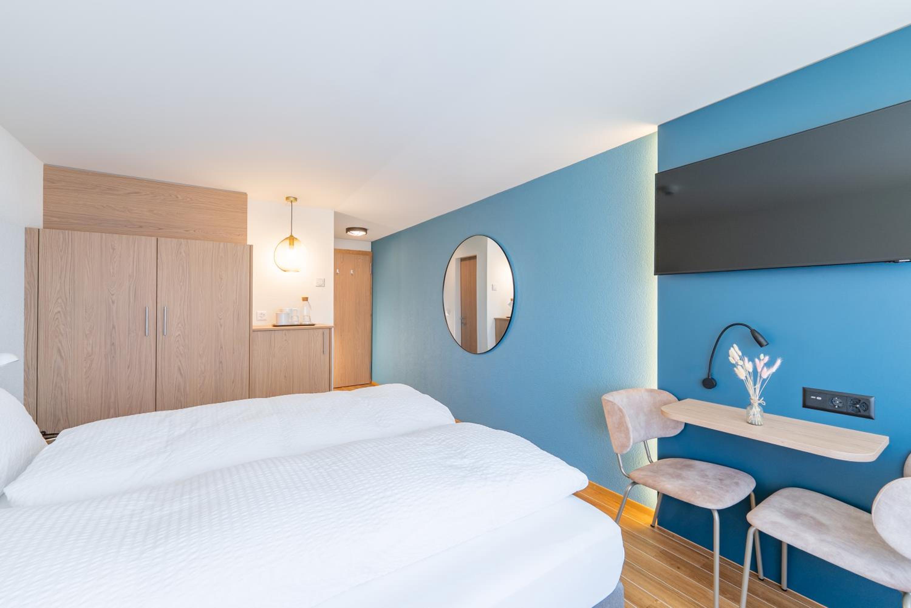 Double Room with Lake View