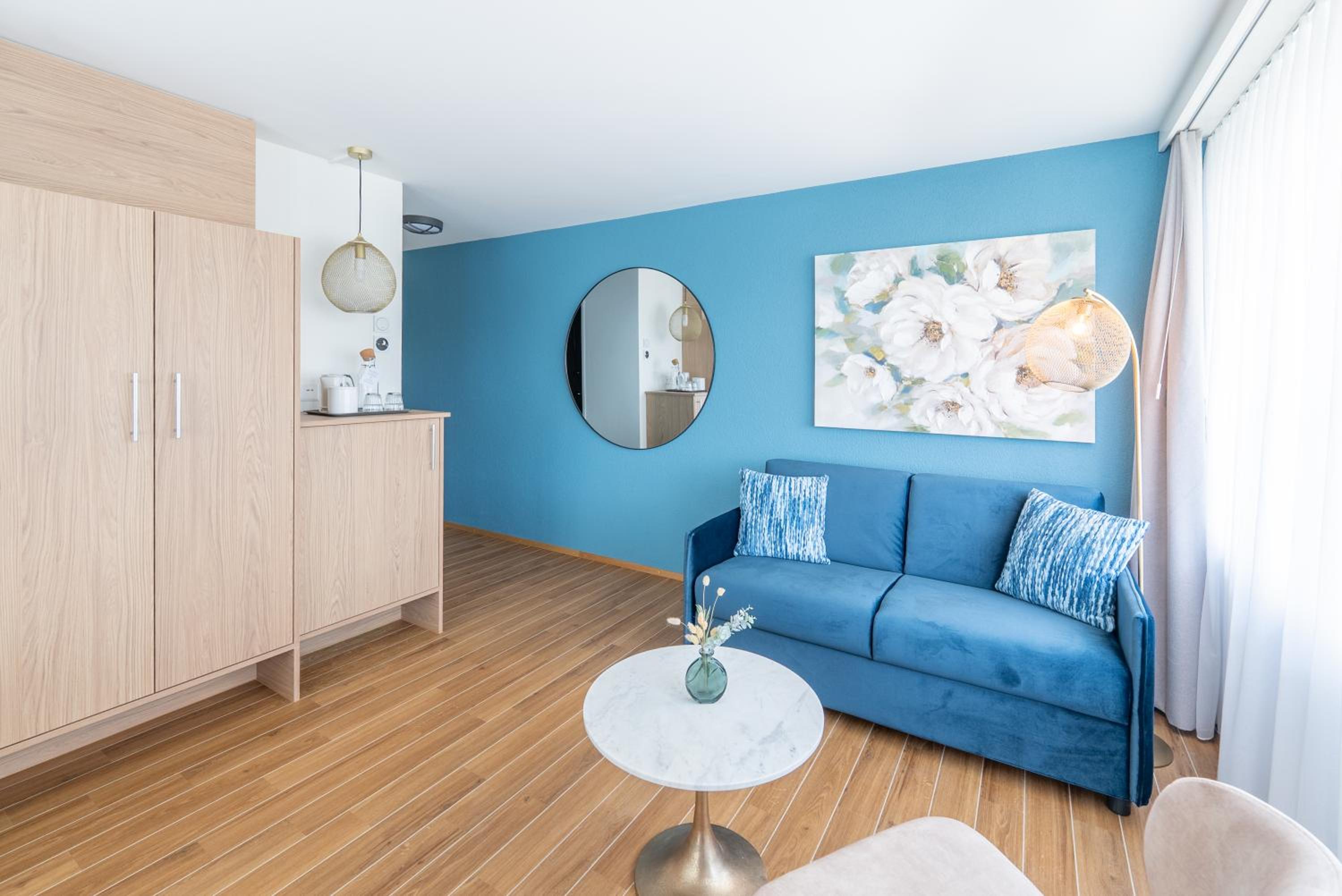 Junior Suite with Balcony
