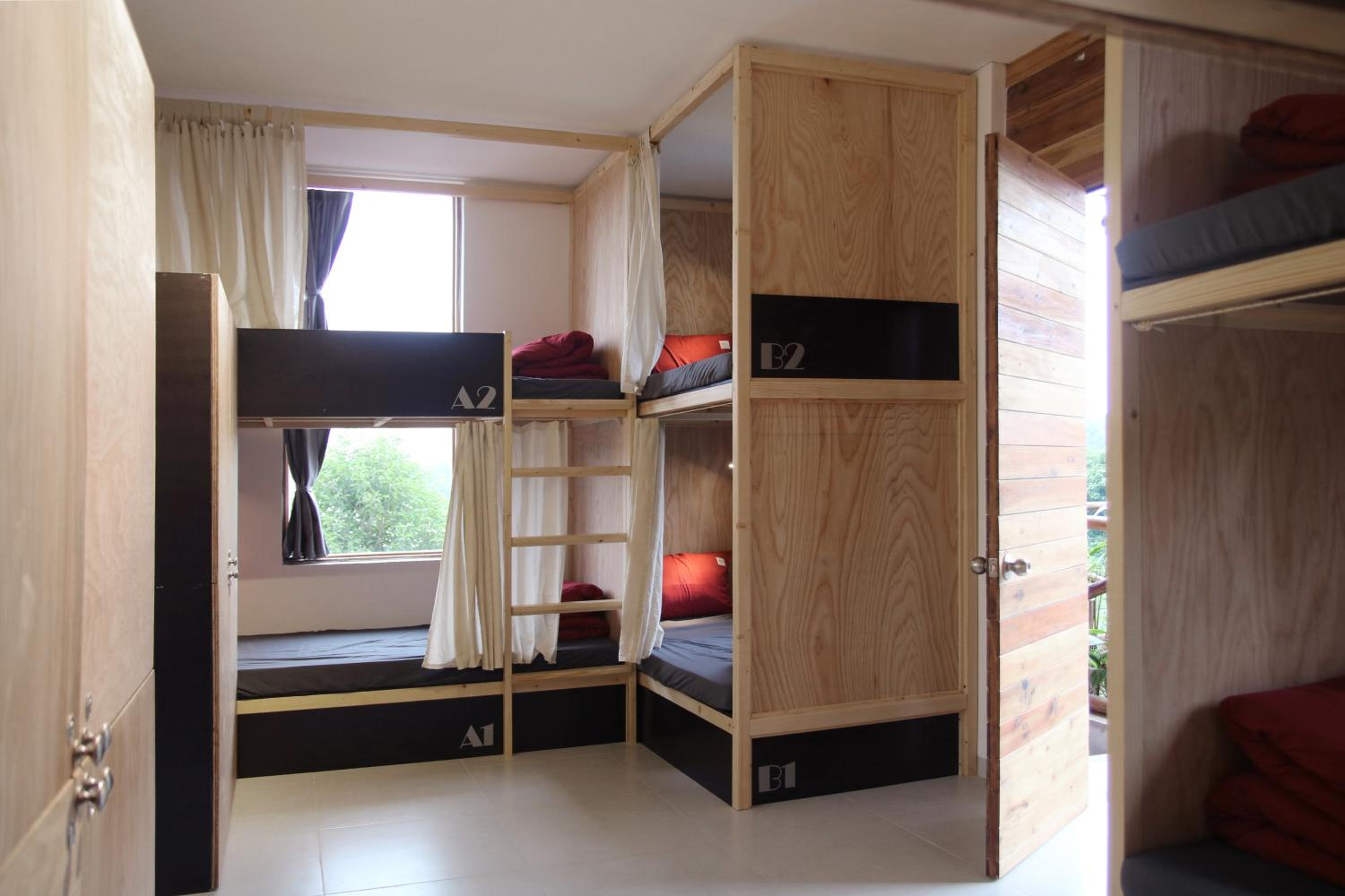 Bed in 8-Bed Mixed Dormitory Room photo 2