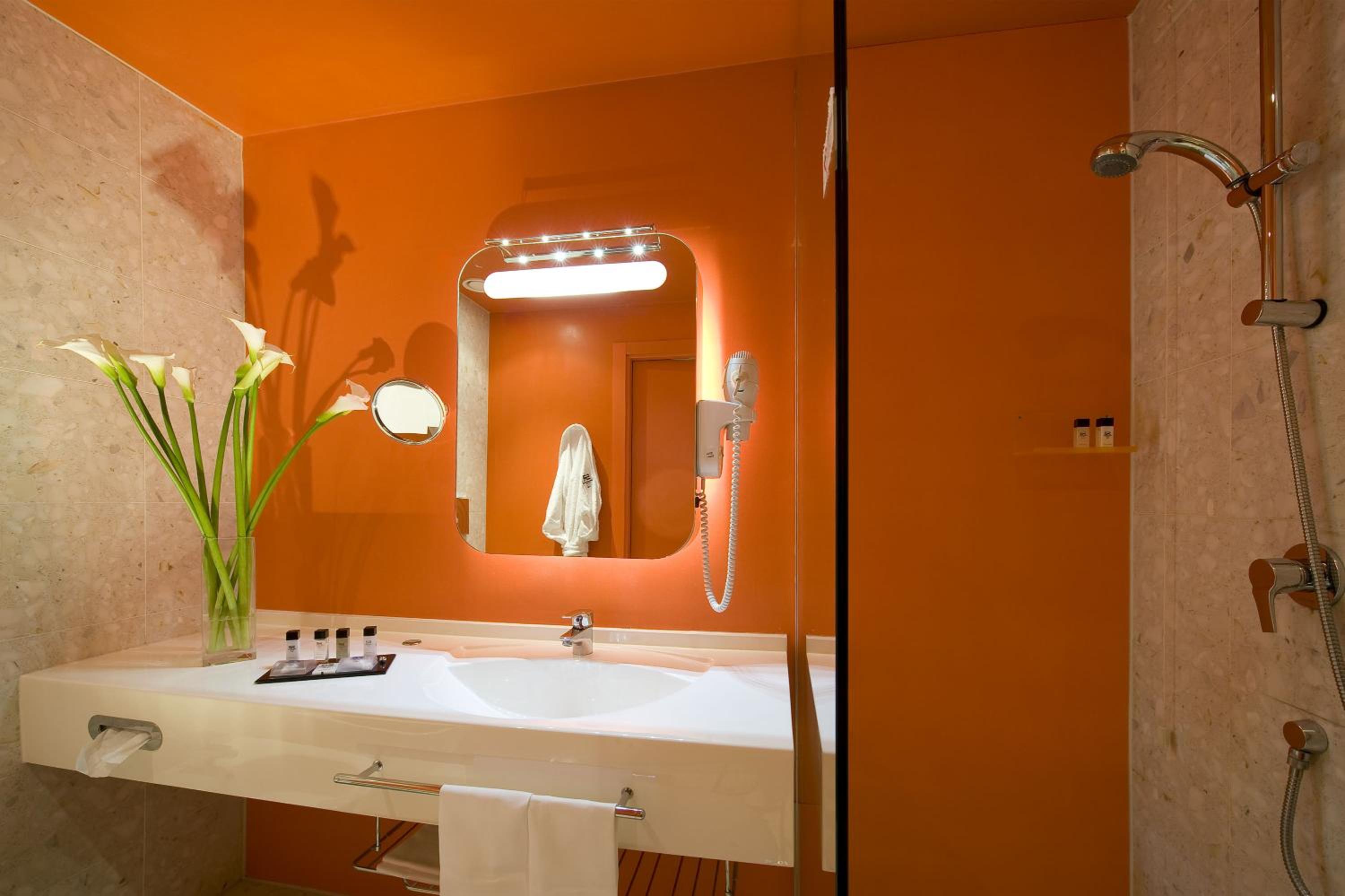 Superior Double Room - Photo 11