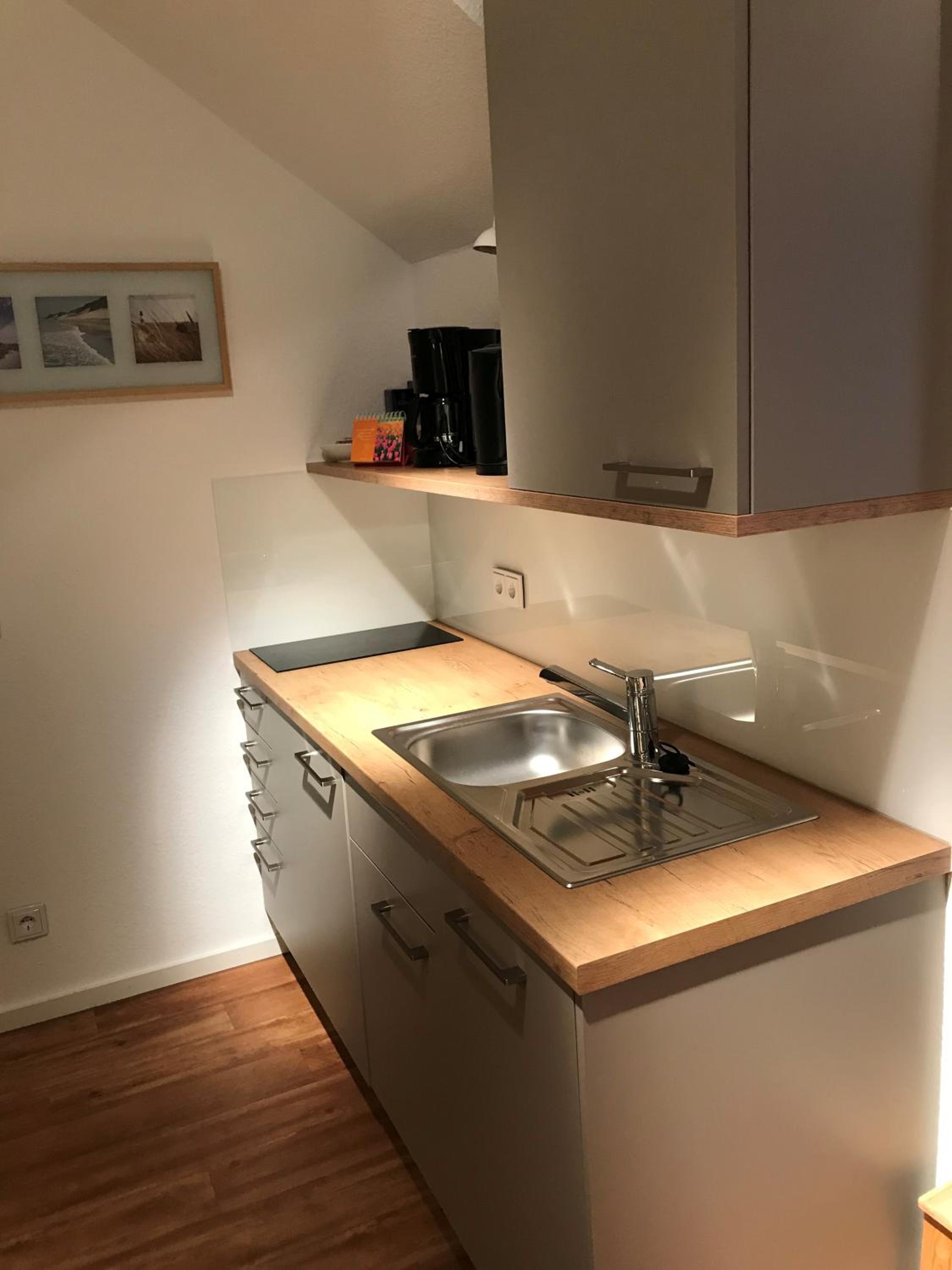 Studio Apartment photo 3