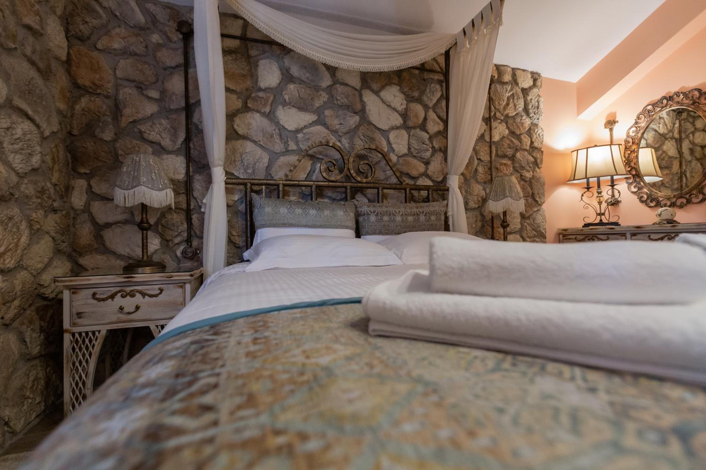 Double Room with Balcony and Sea View