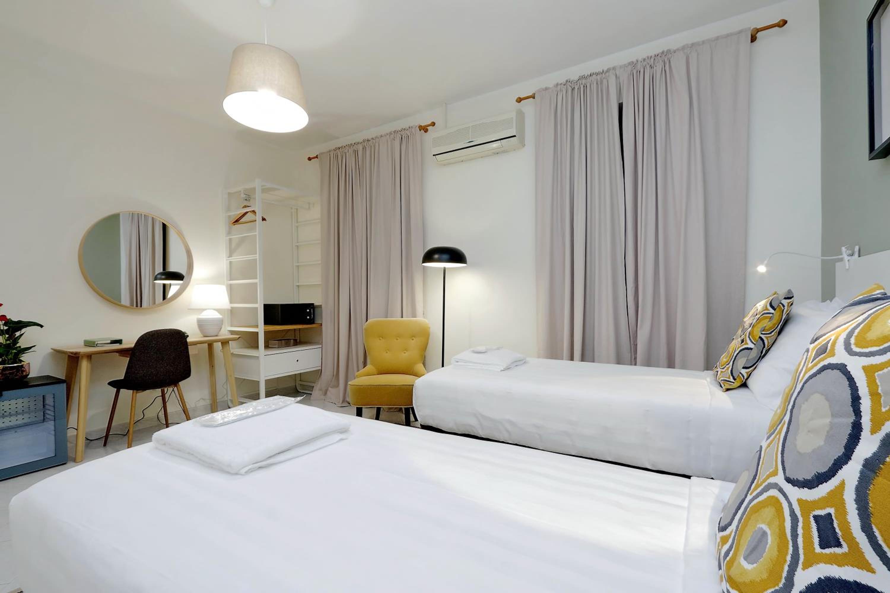 Standard Double Room photo 3