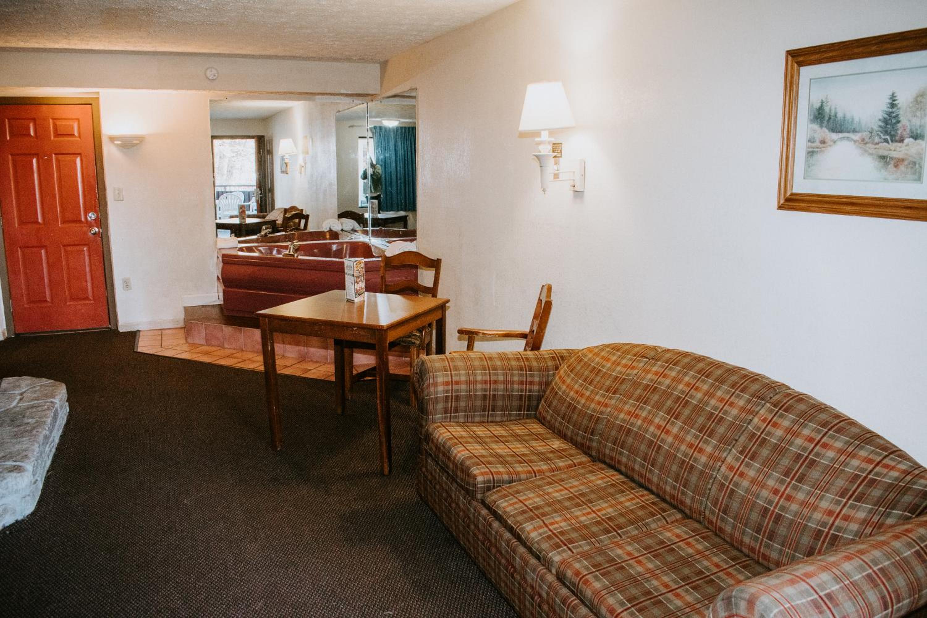 Two-Bedroom Family Suite with Four Queen Beds, Non-Smoking - Photo 1