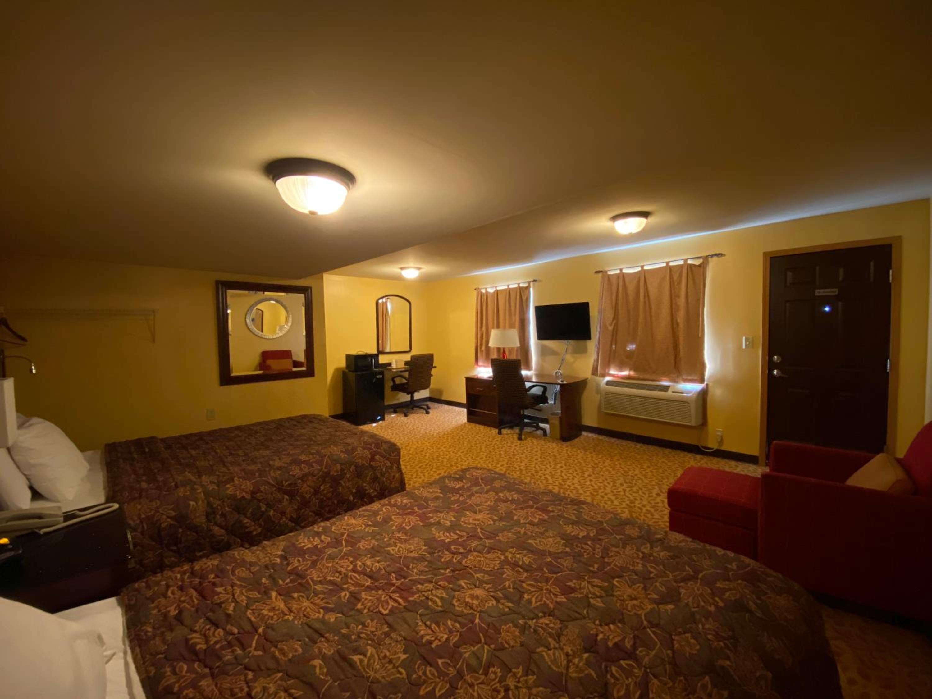 2 Full Beds Non-Smoking