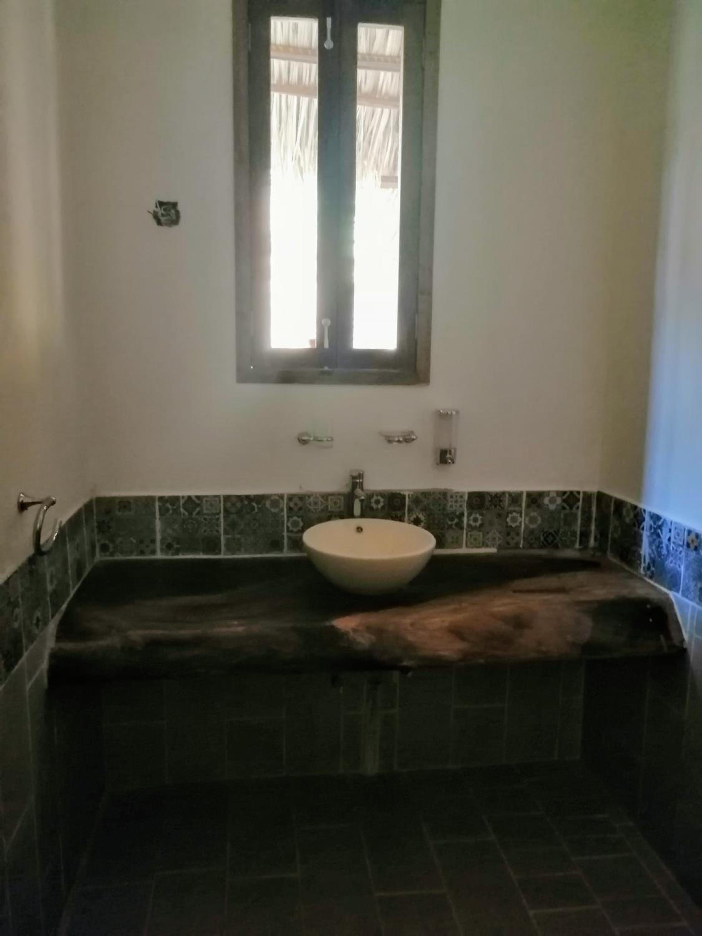 Bungalow with Sea View - Photo 19