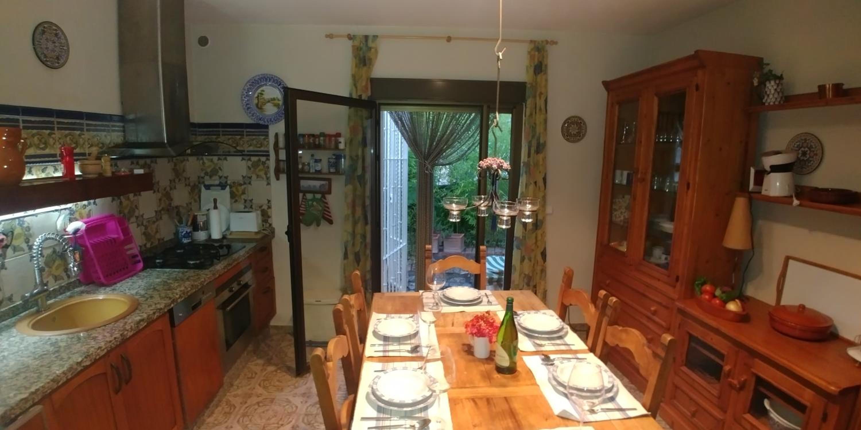 Three-Bedroom House photo 3