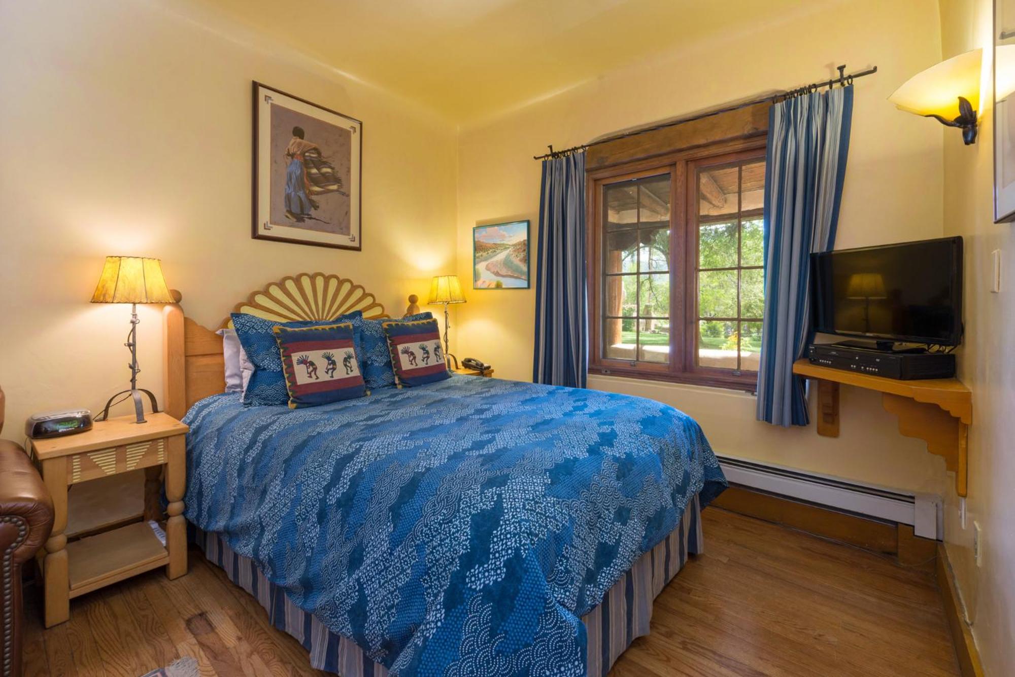 Deluxe Queen Room photo 2