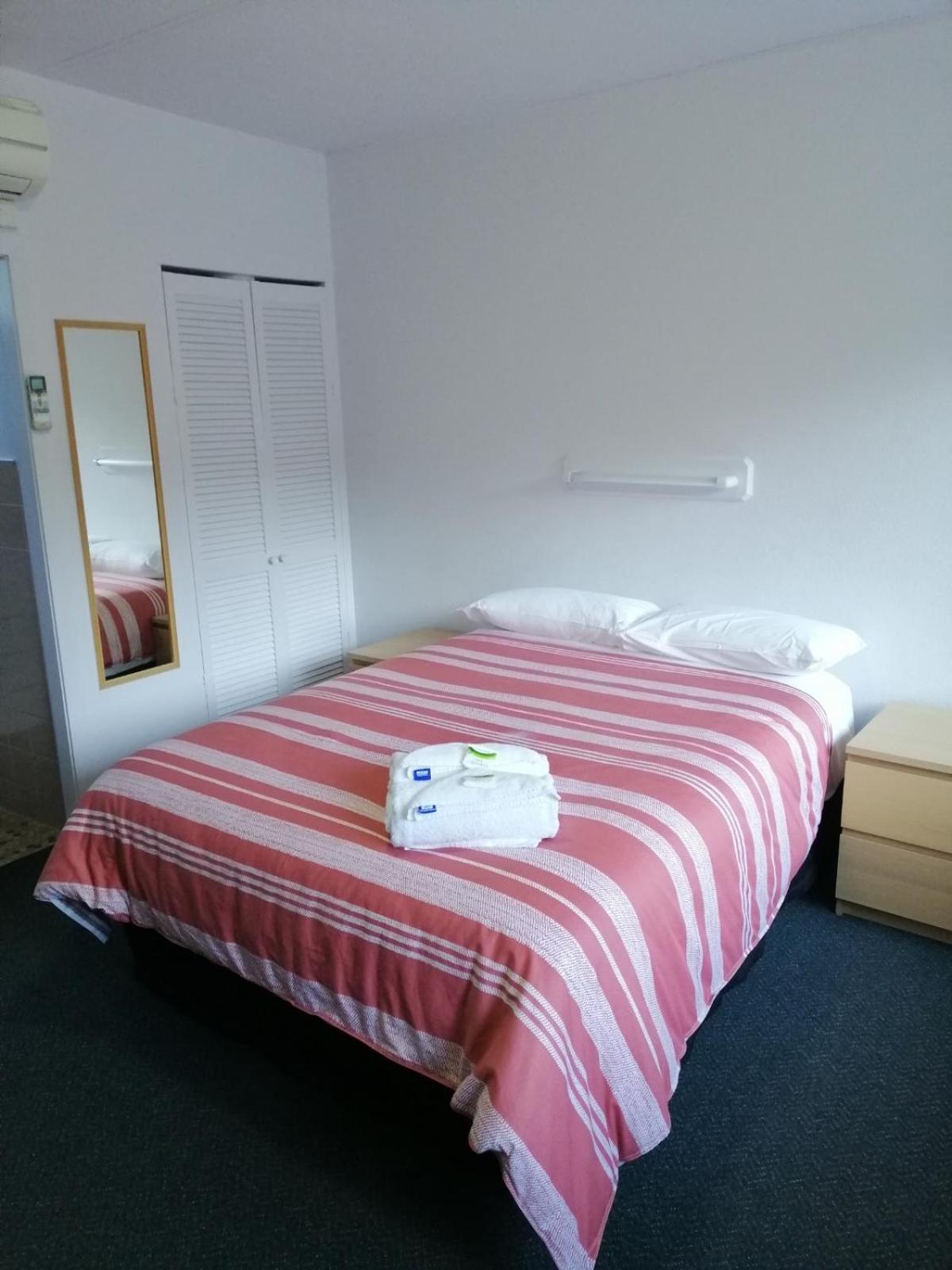Double Room - Photo 3