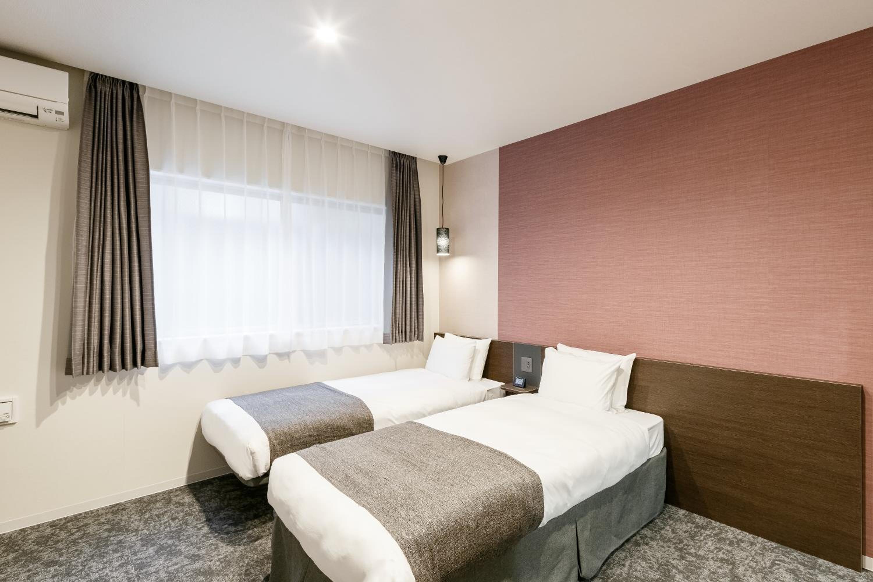 Superior Twin Room photo 2