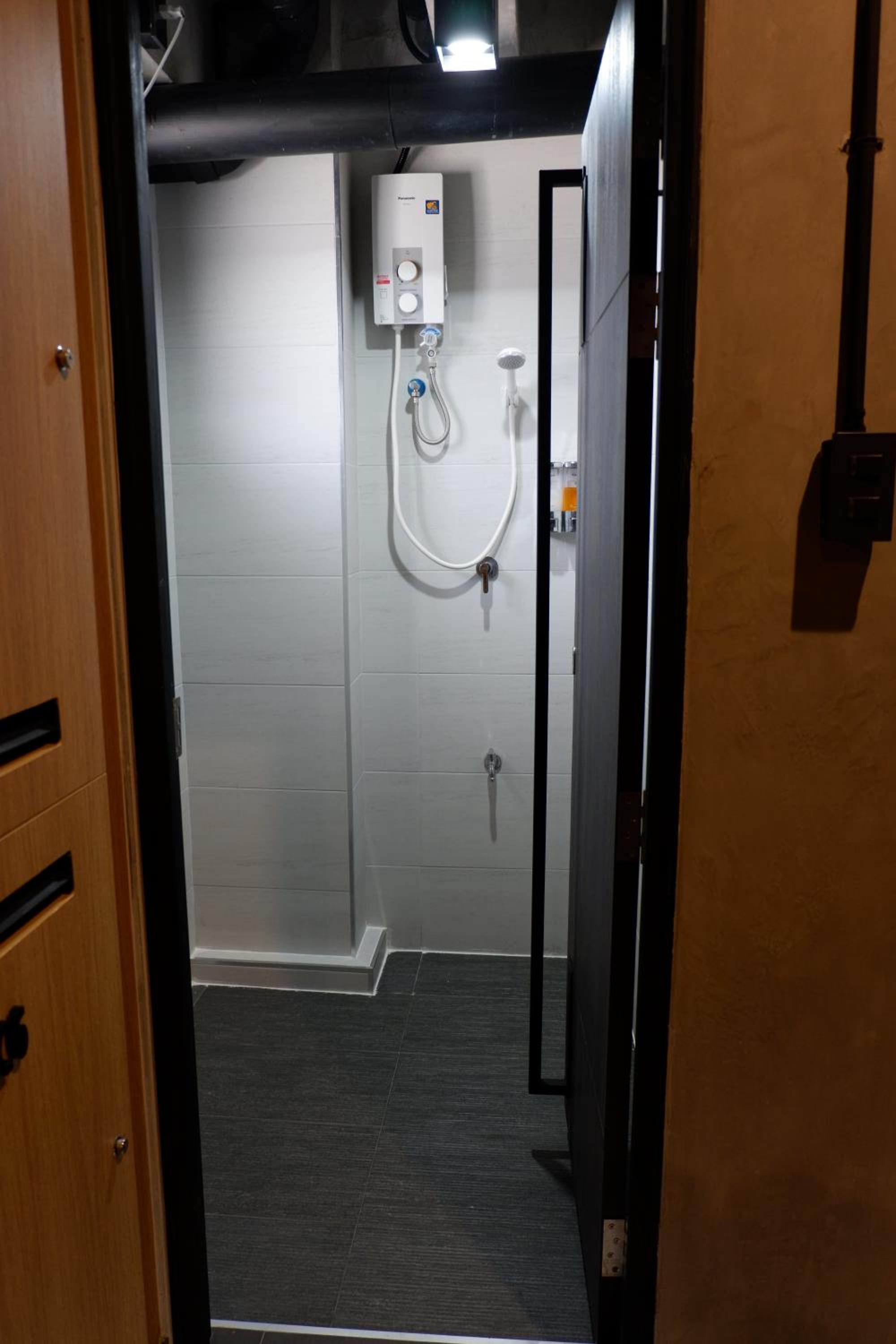 Family Room with Private Bathroom photo 3
