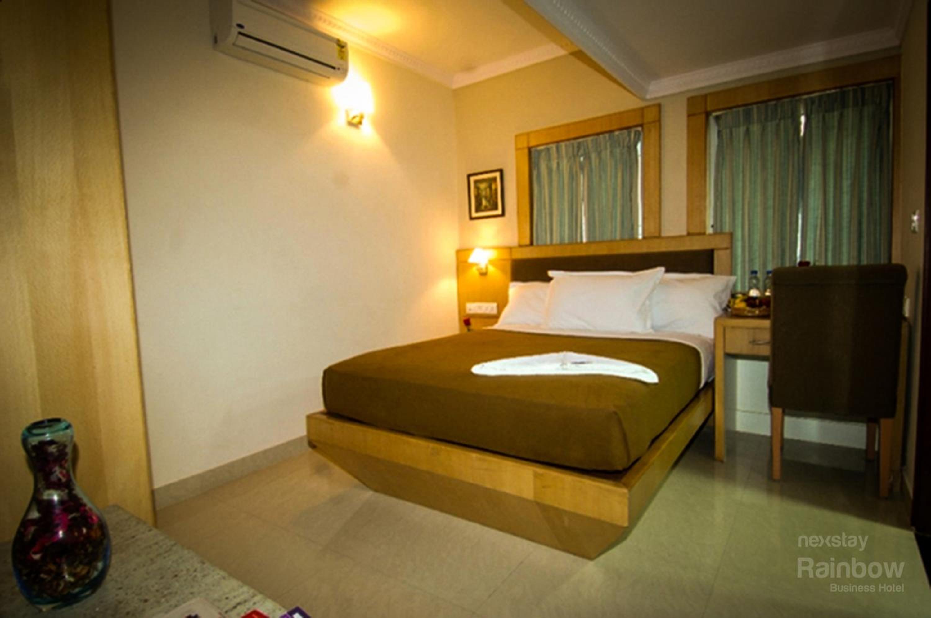 Deluxe Room - Photo 2