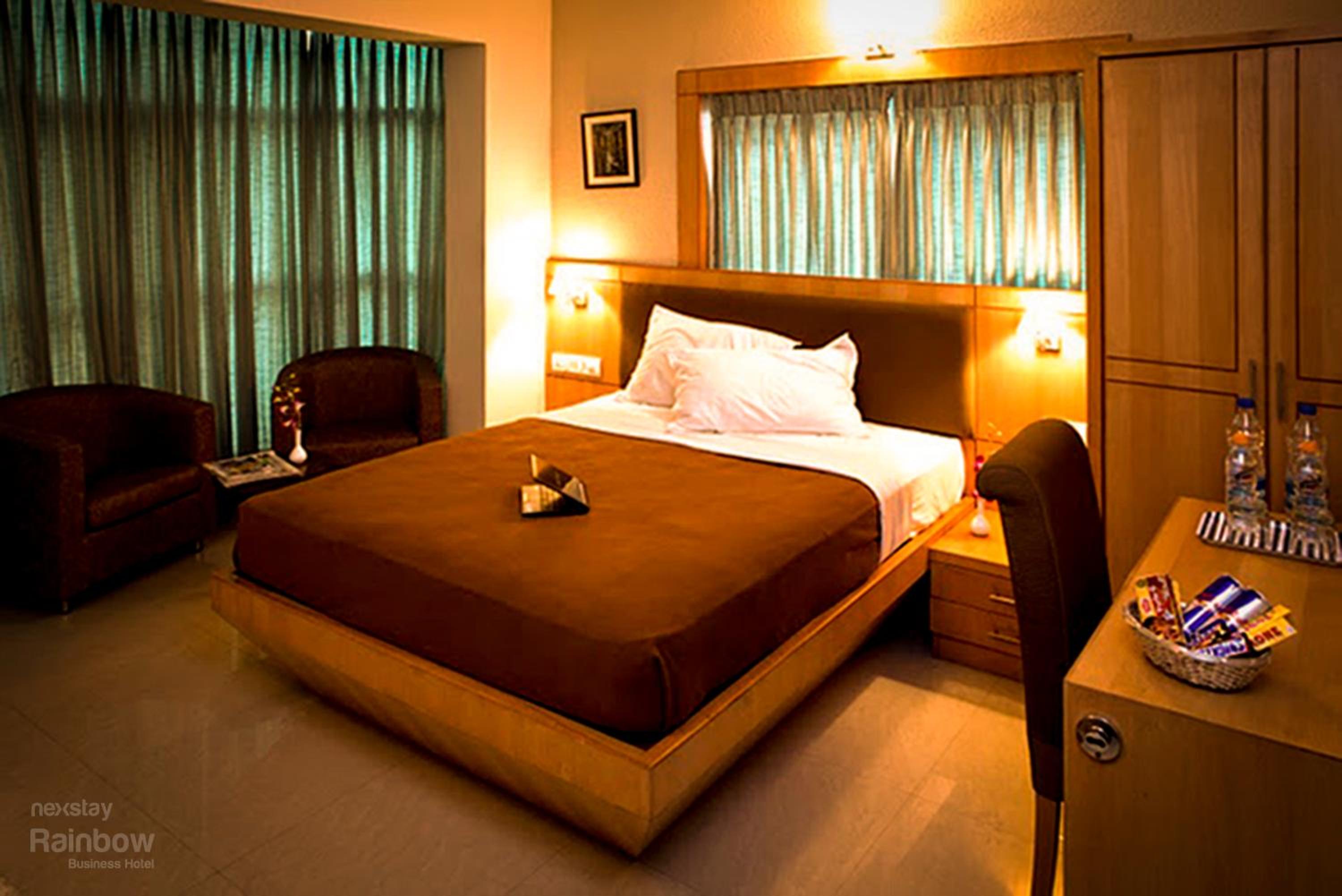 Executive Room - Photo 1