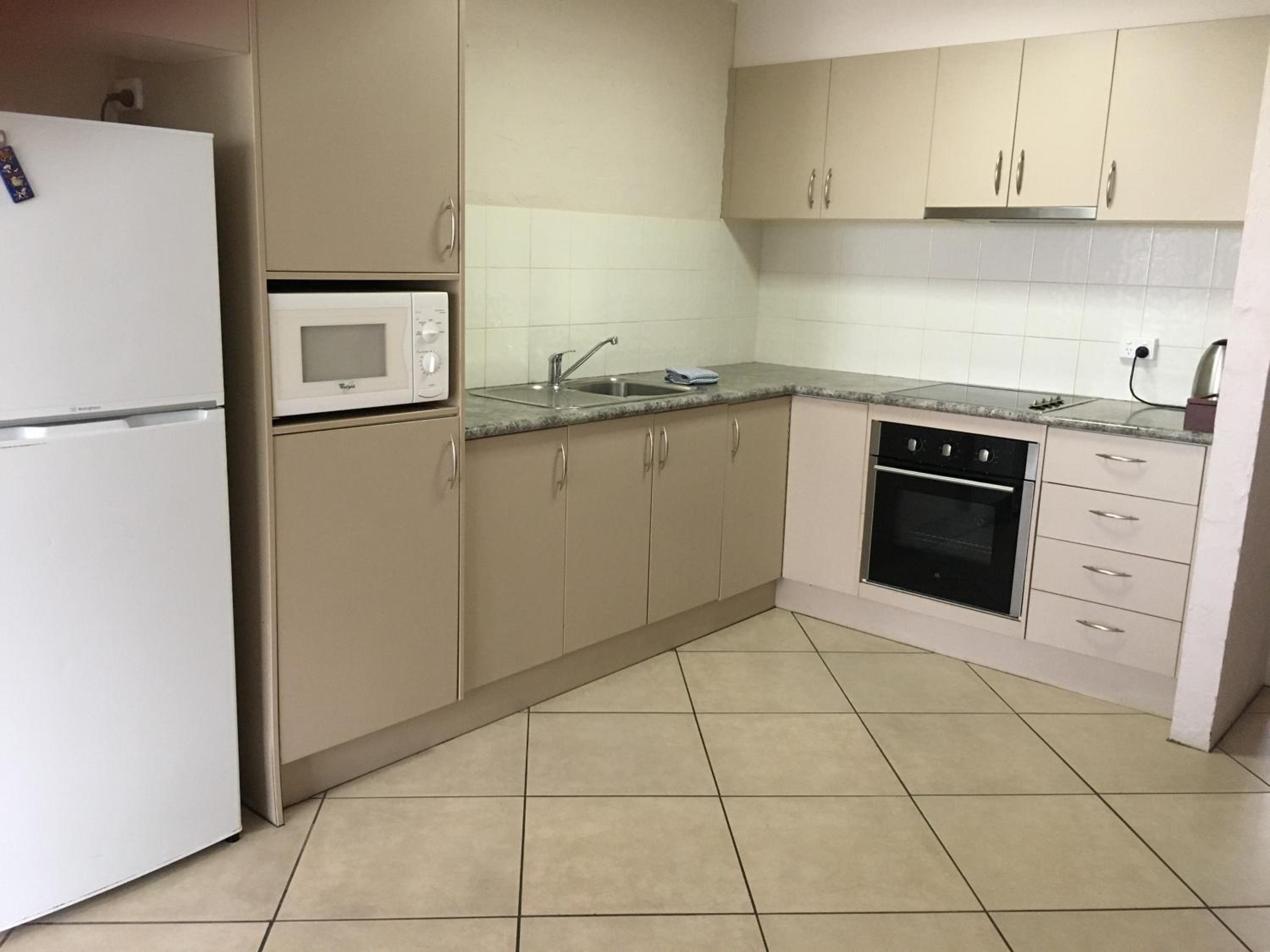One-Bedroom Apartment - Photo 19