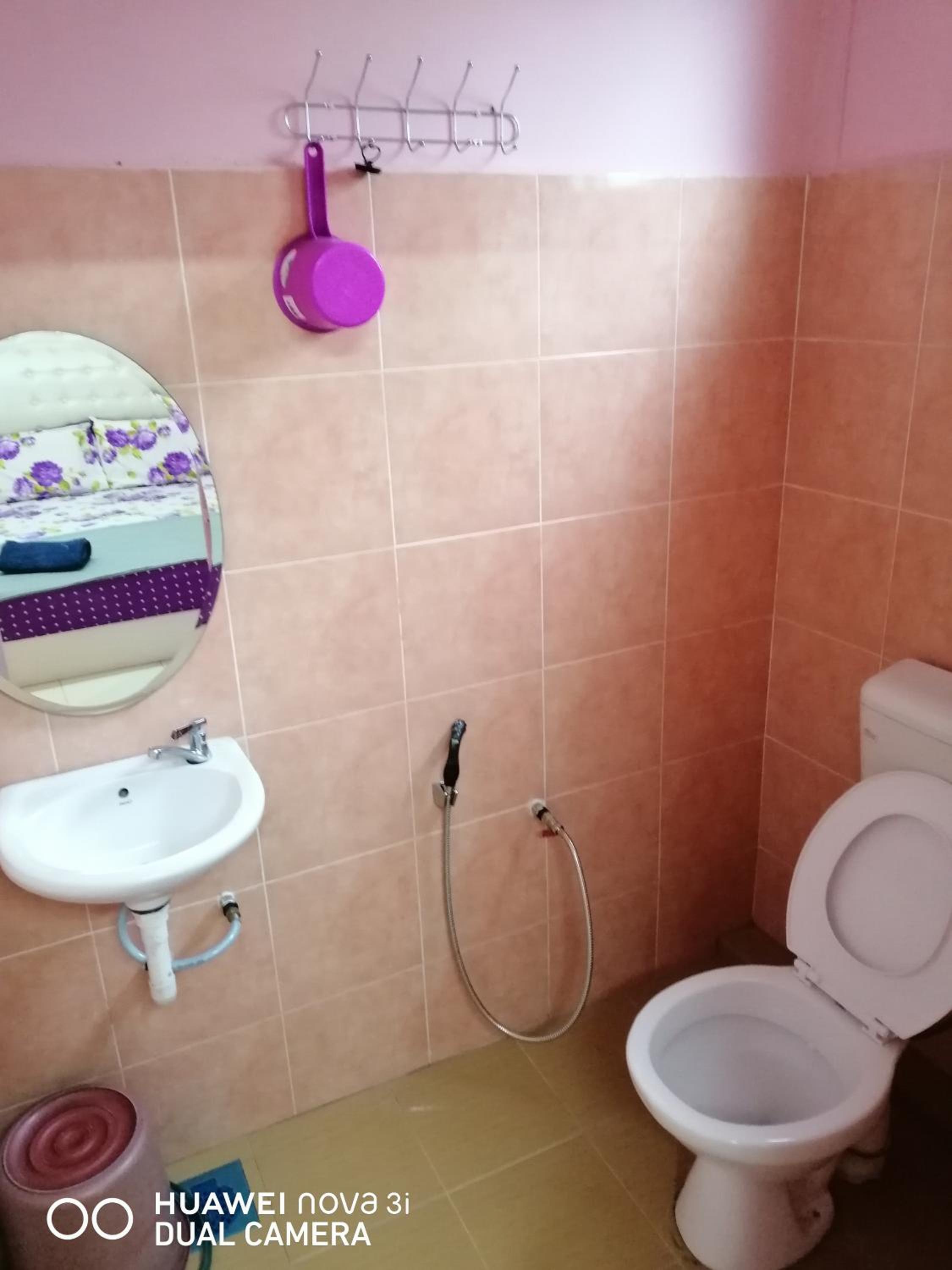 Deluxe Double Room (2 Adults + 1 Child) photo 3