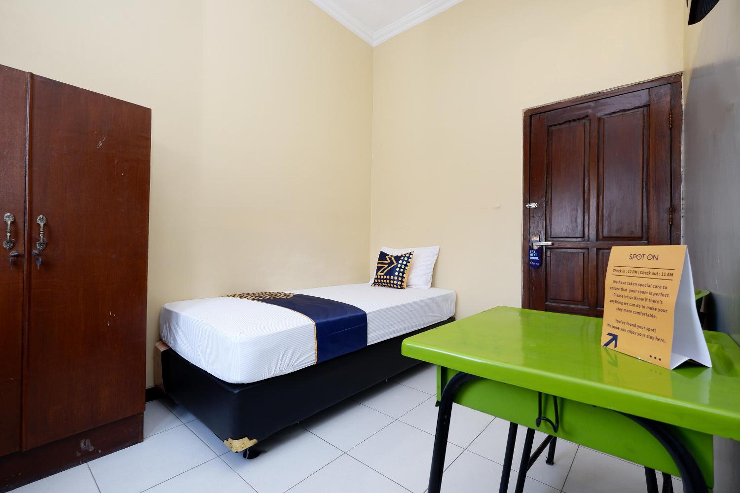 Standard Single Room