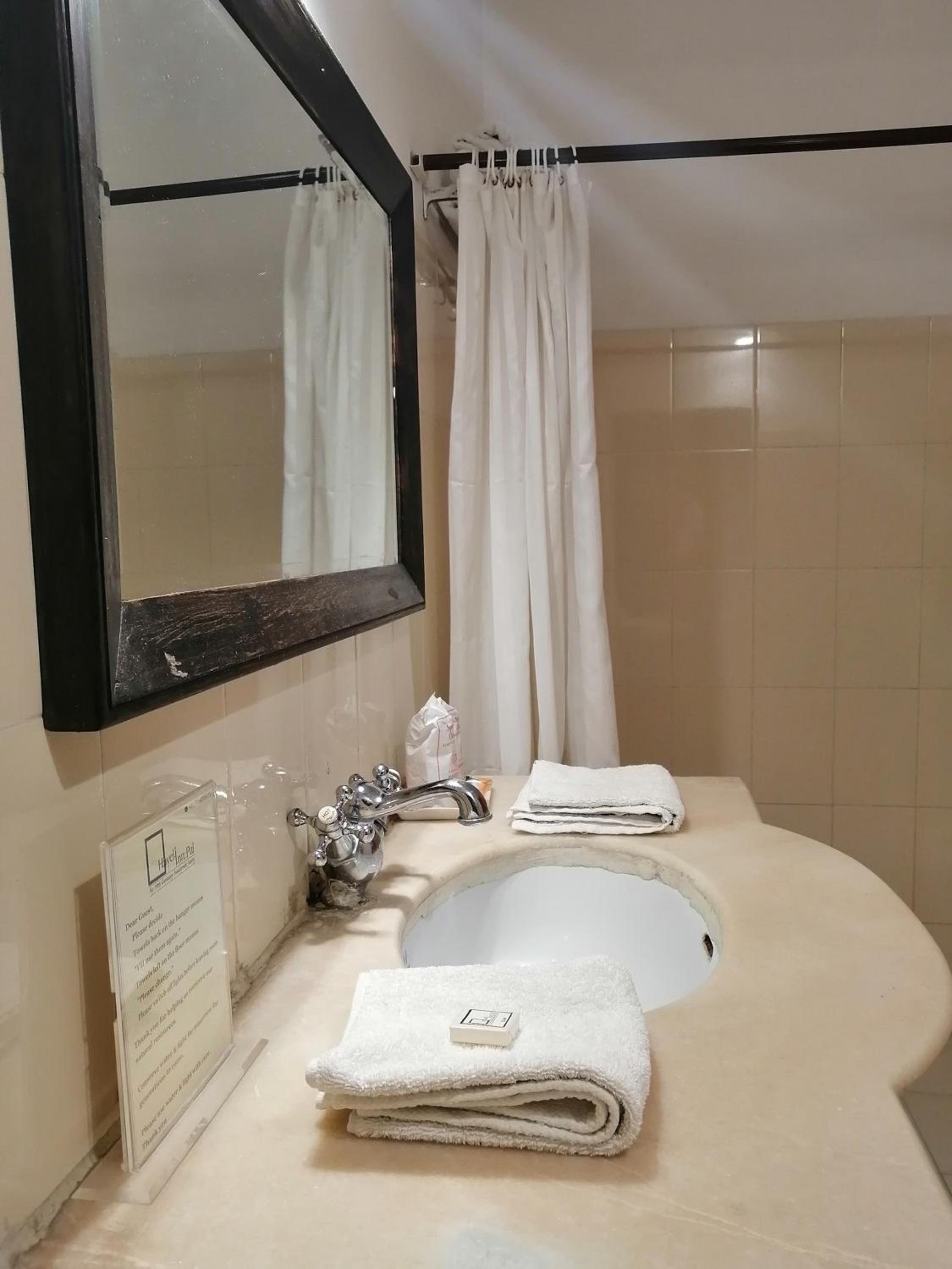 Heritage Double Room - Non View - Photo 6