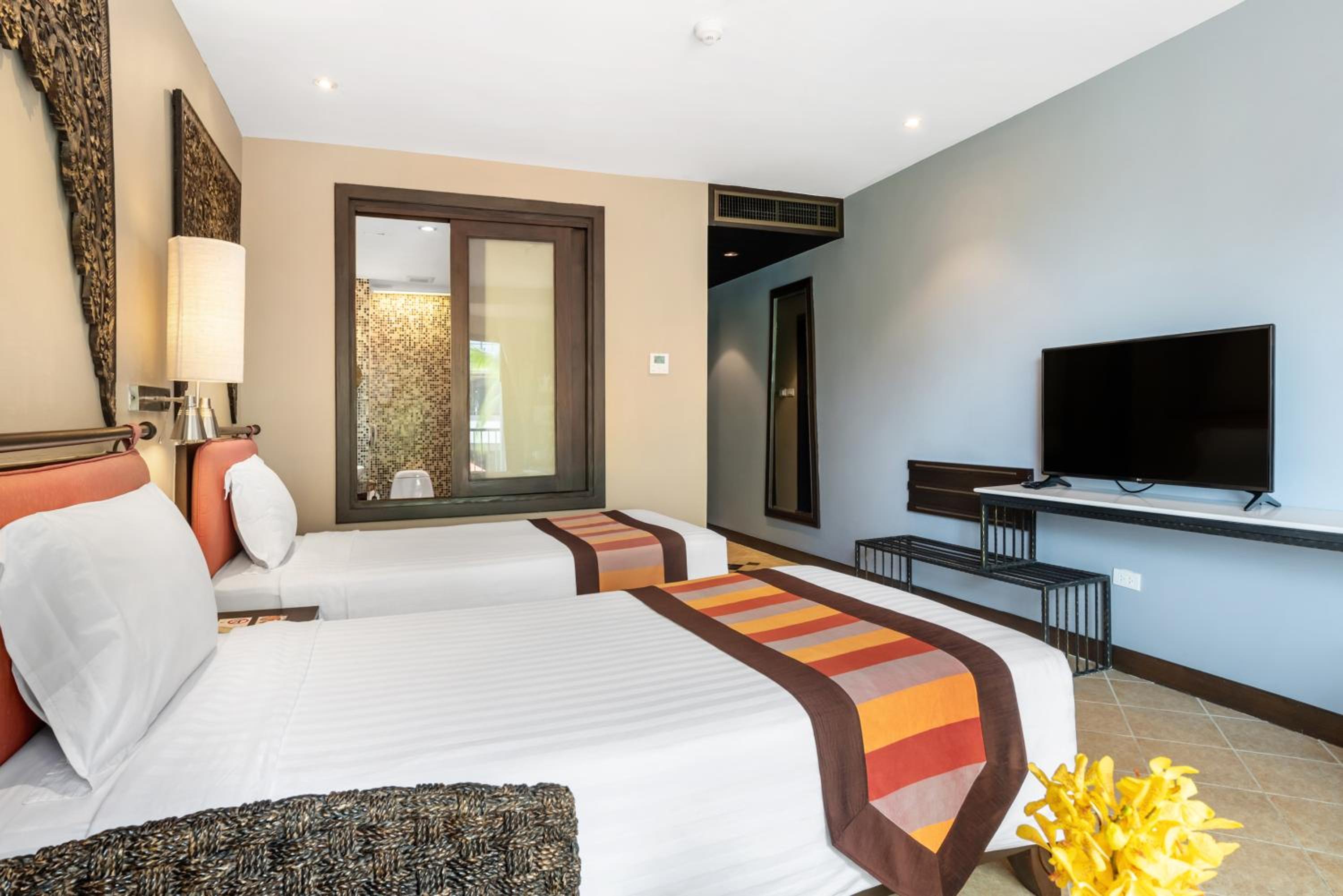 Deluxe Double or Twin Room