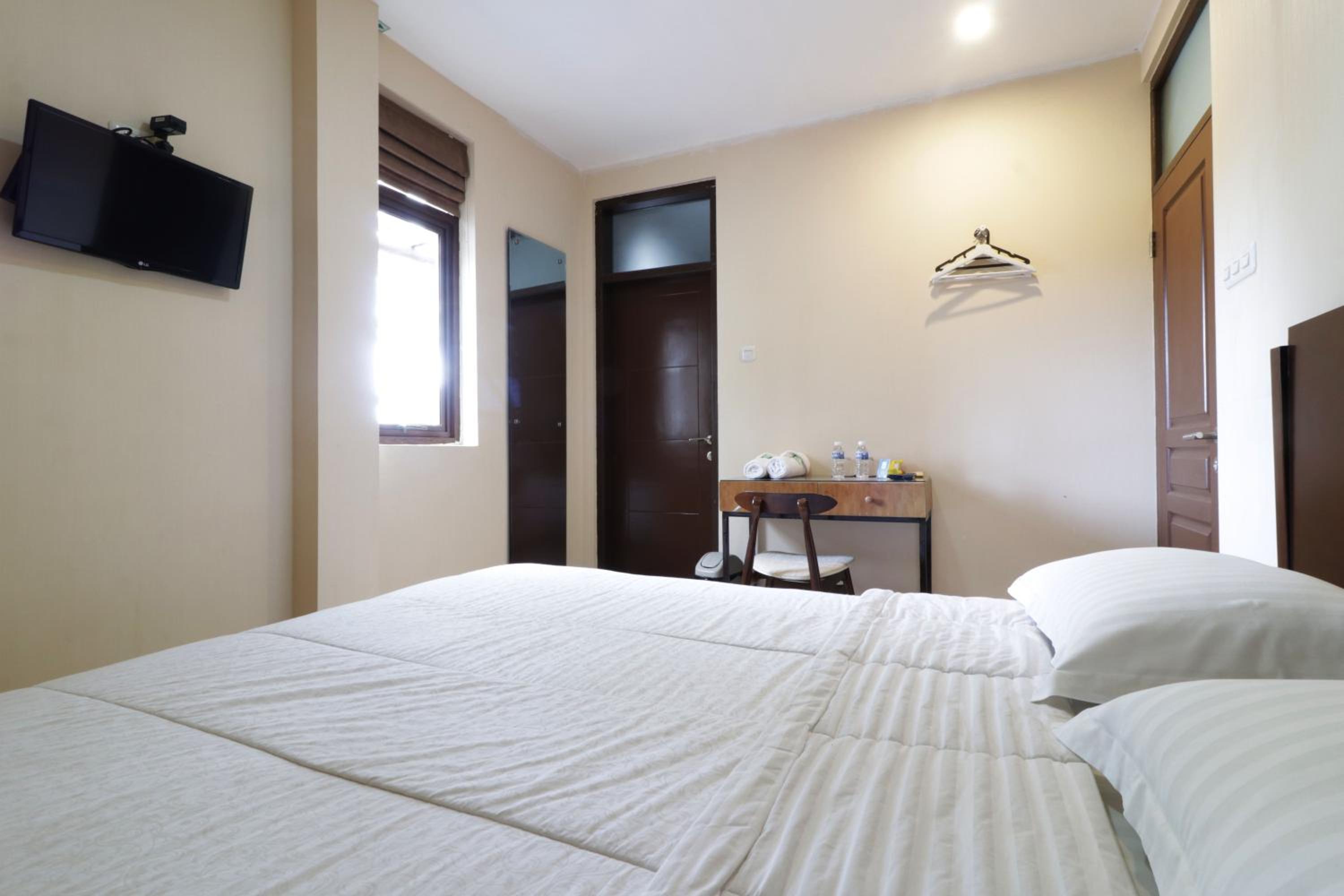 Deluxe Double or Twin Room photo 3