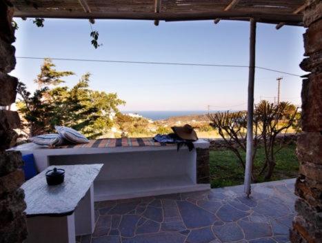 Double or Twin Room with Partial Sea View photo 2