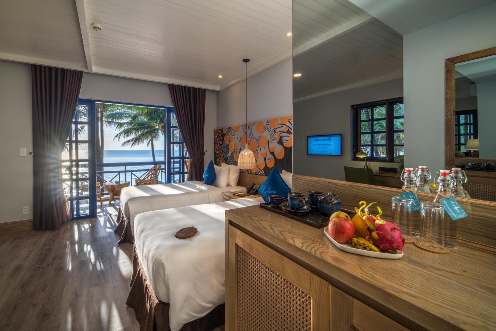 Deluxe Beachfront Twin Bed - Photo 1