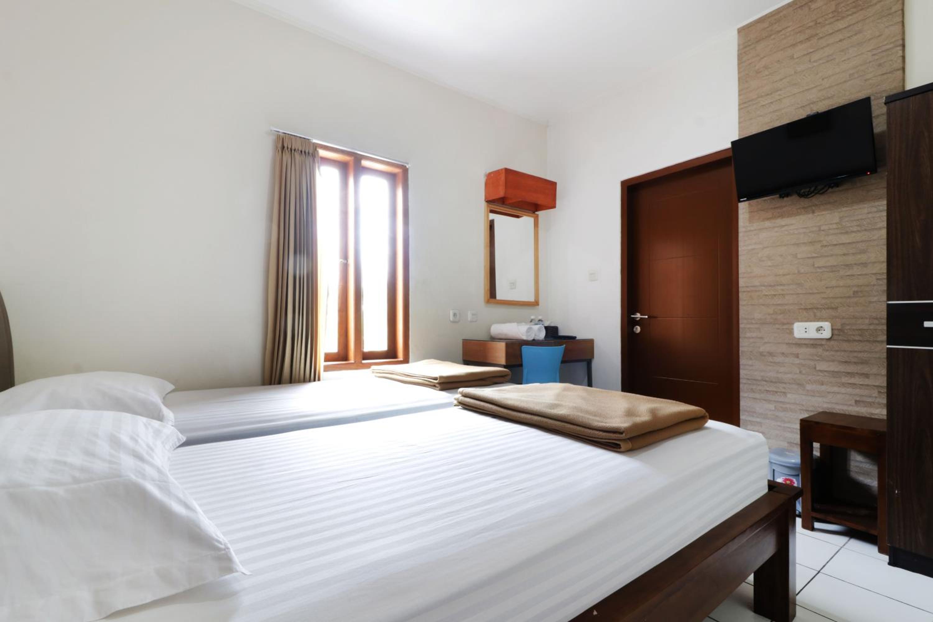Superior Double or Twin Room photo 2