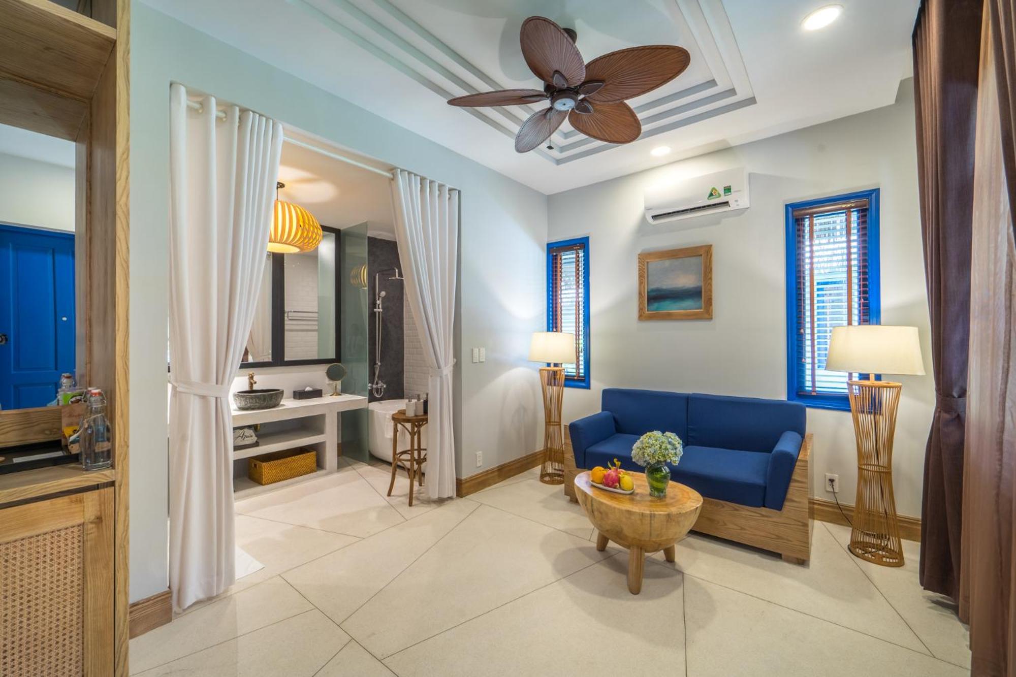 Executive Suite - Photo 4