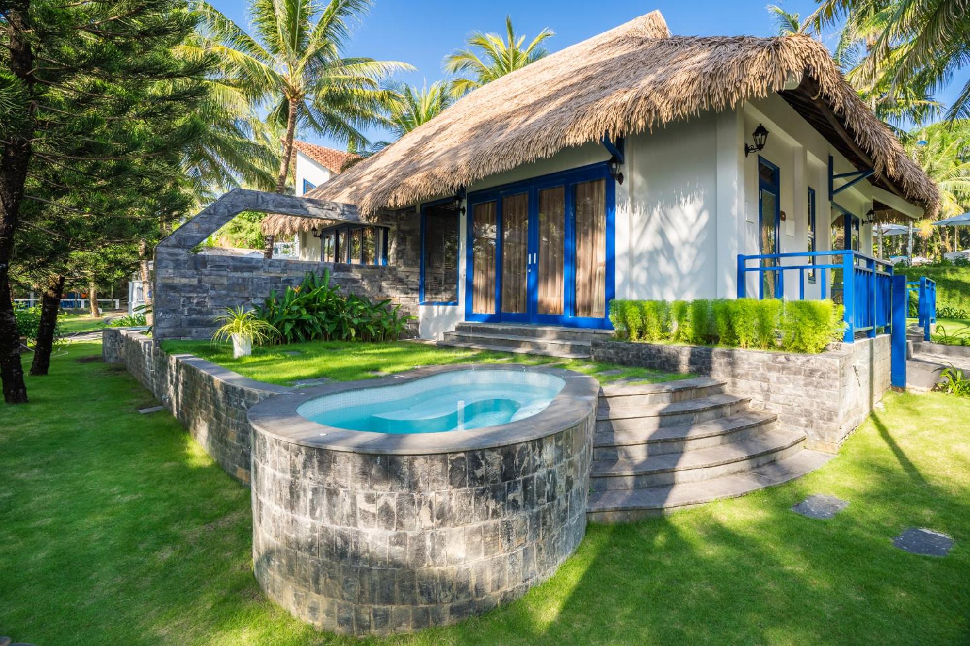 Bungalow with Jacuzzi - Photo 9