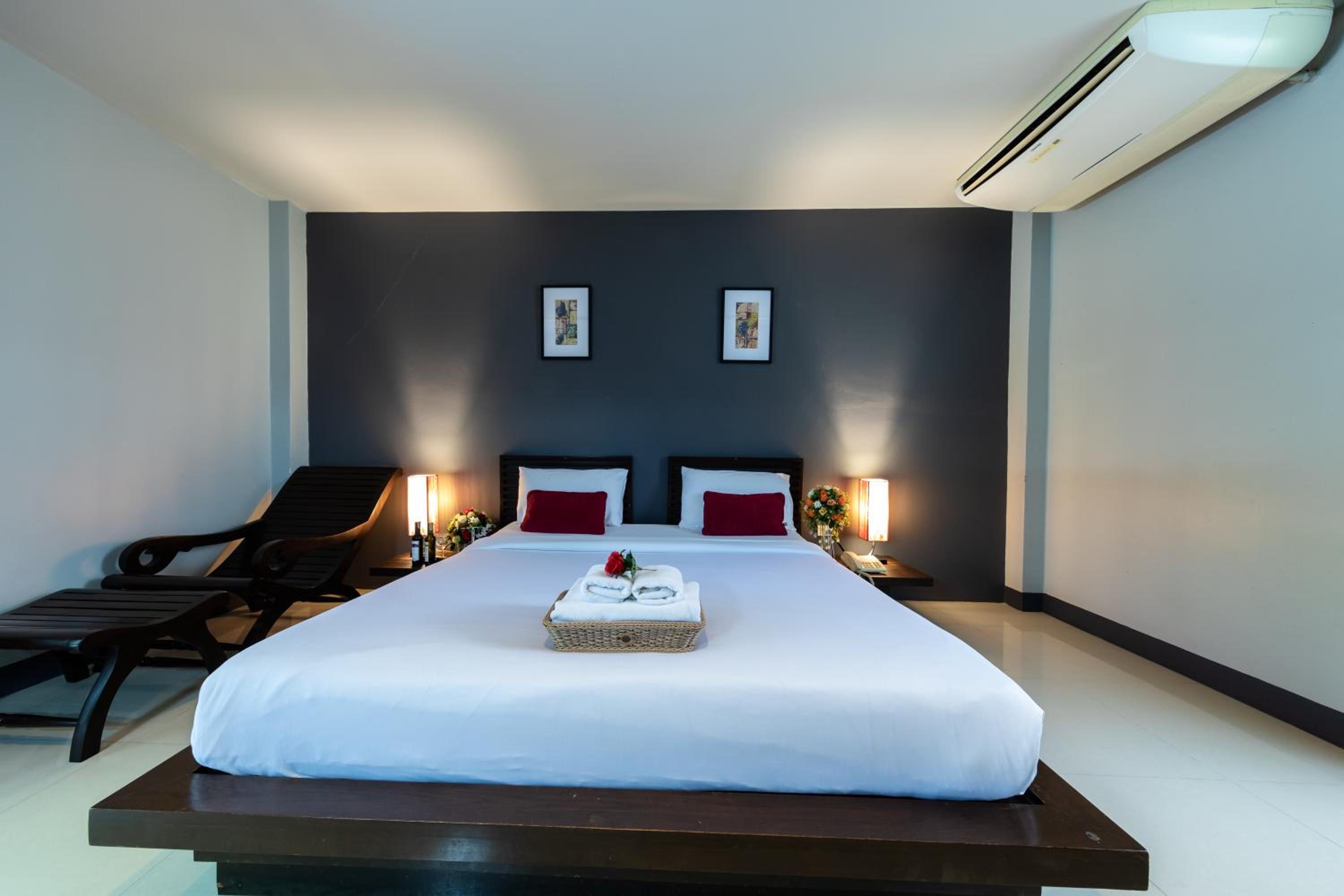Standard Double Room - Photo 2
