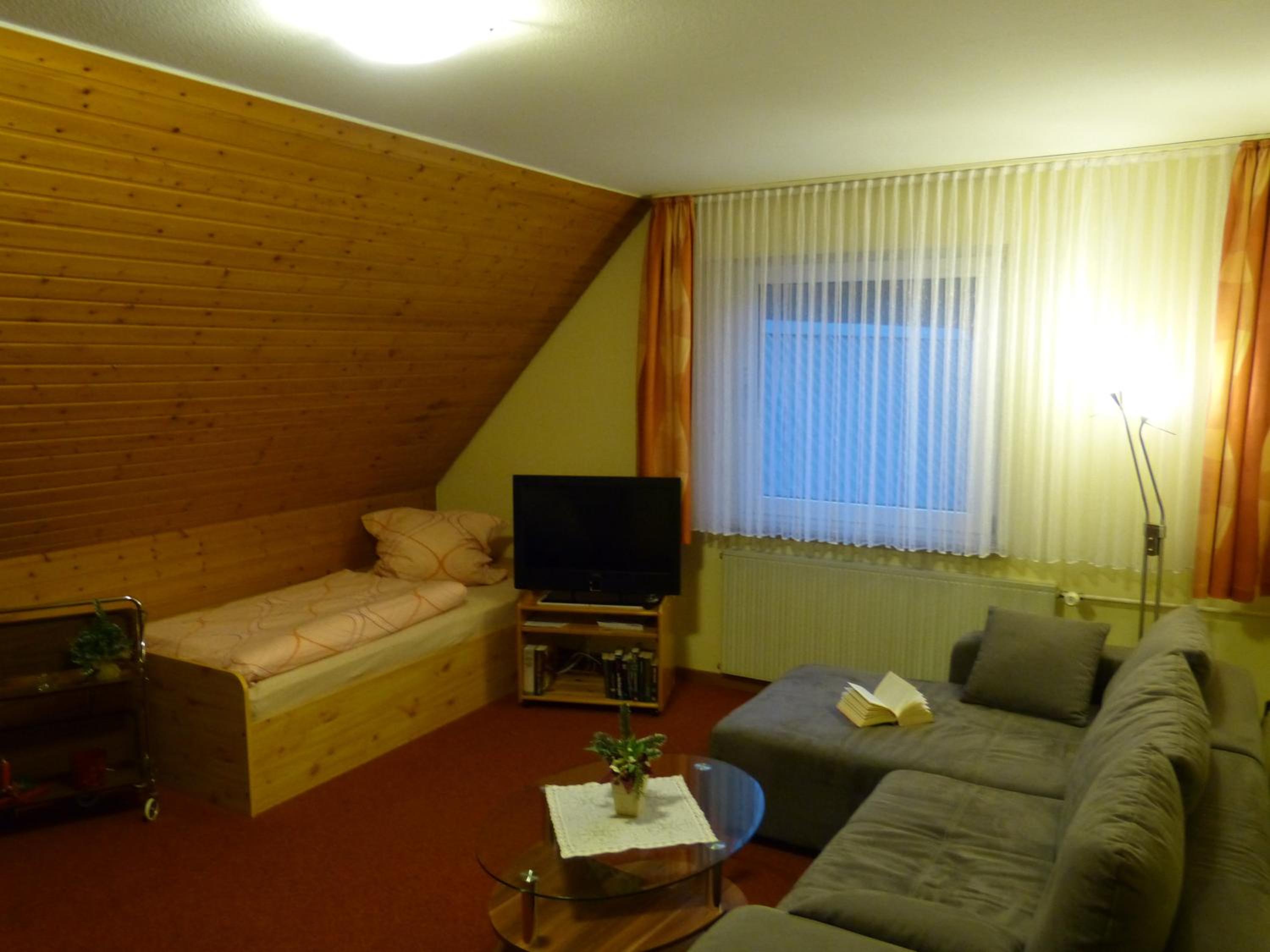 One-Bedroom Apartment photo 1