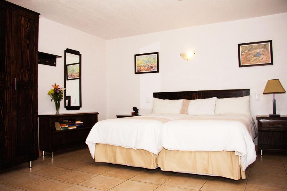 Deluxe Double or Twin Room with Sea View - Photo 1