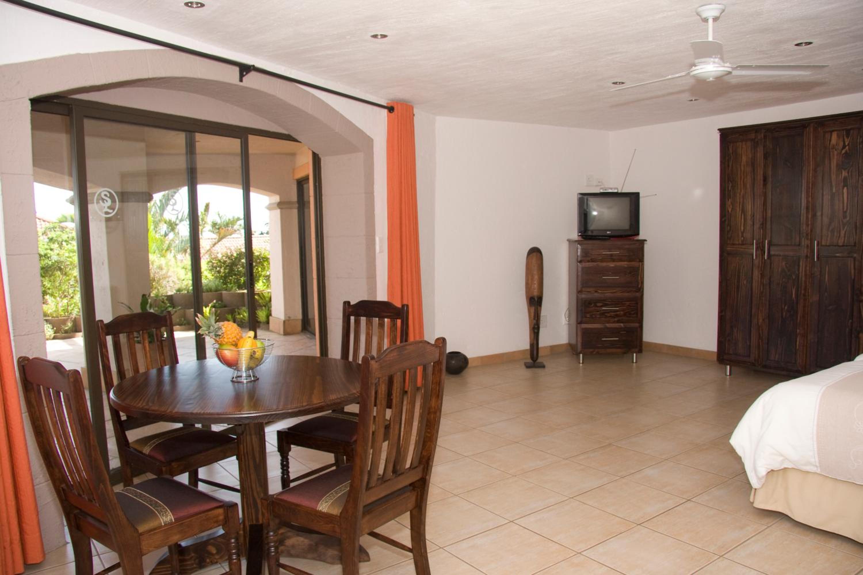 Deluxe Double or Twin Room with Sea View - Photo 2