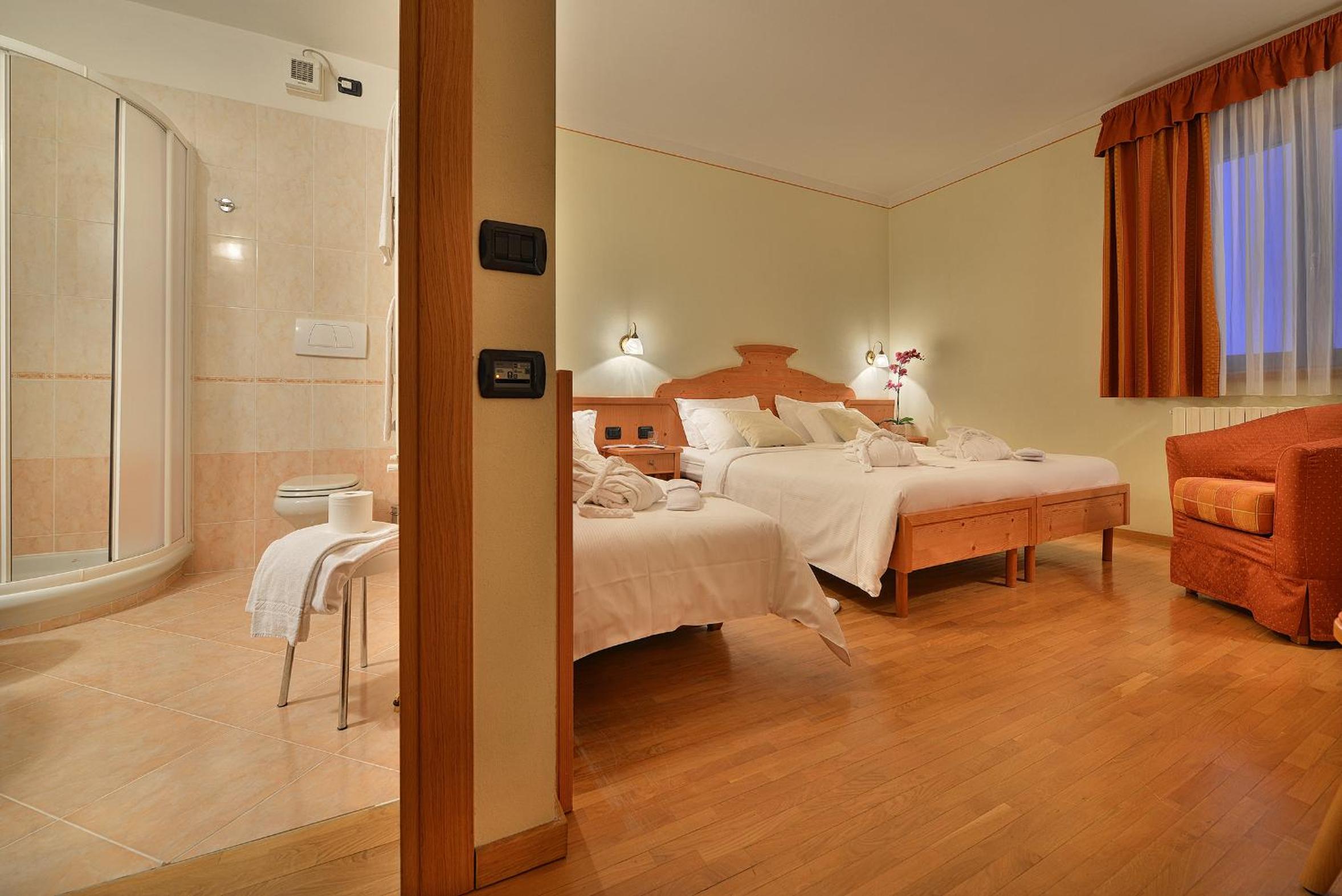 Standard Triple Room - Photo 1