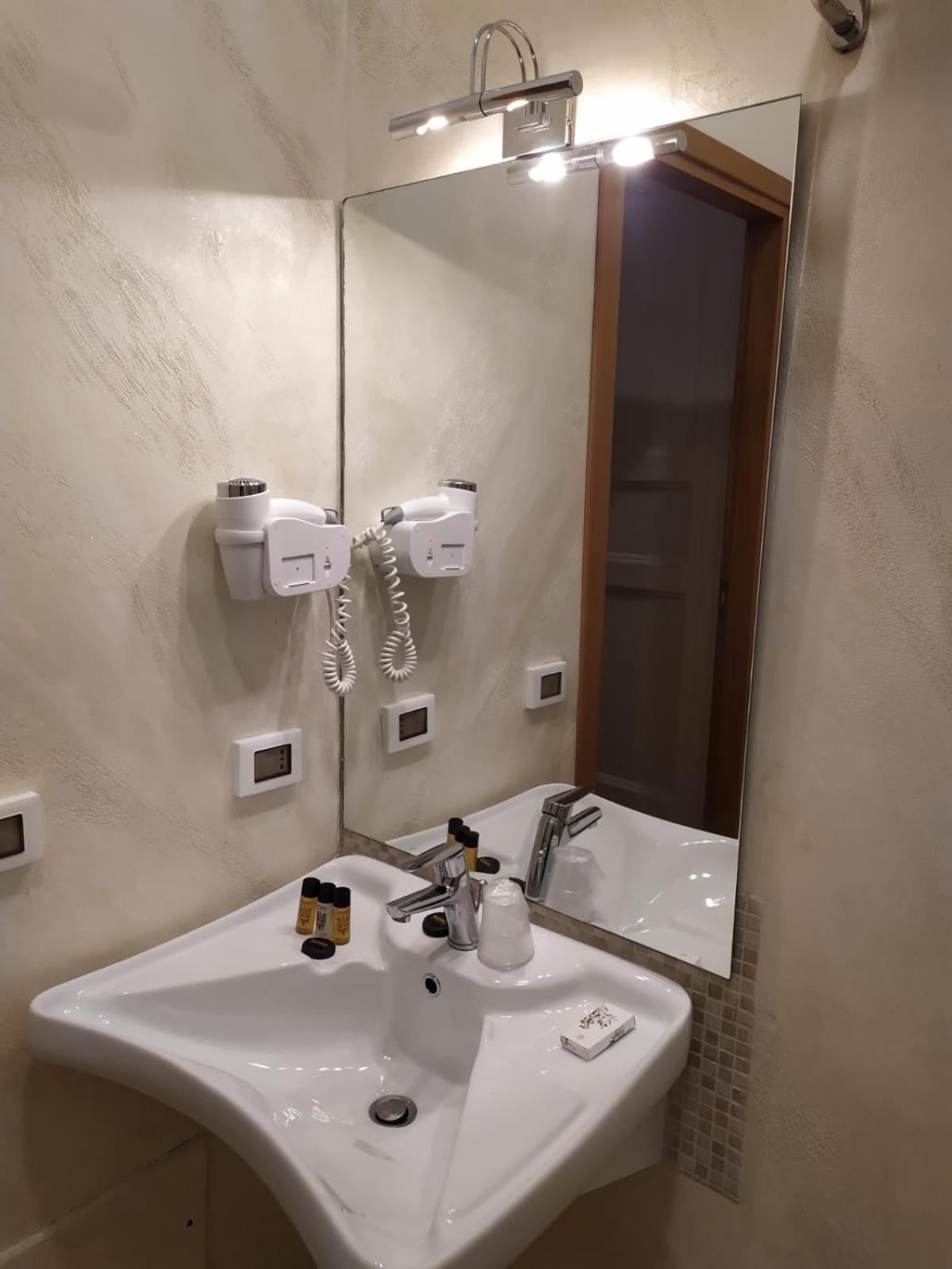Hotel&amp;Suites al chiaro di luna, Foto 4
