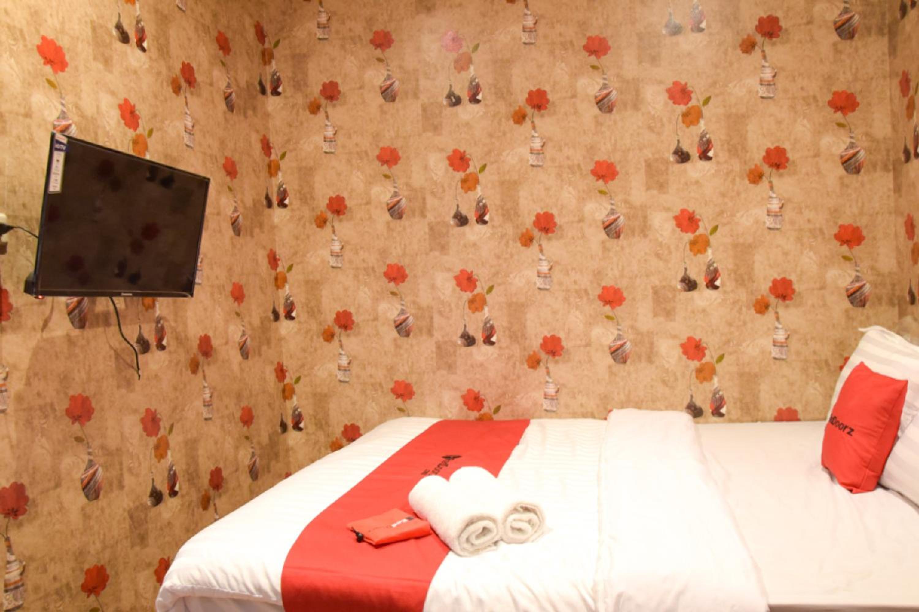 Double Room - Photo 2