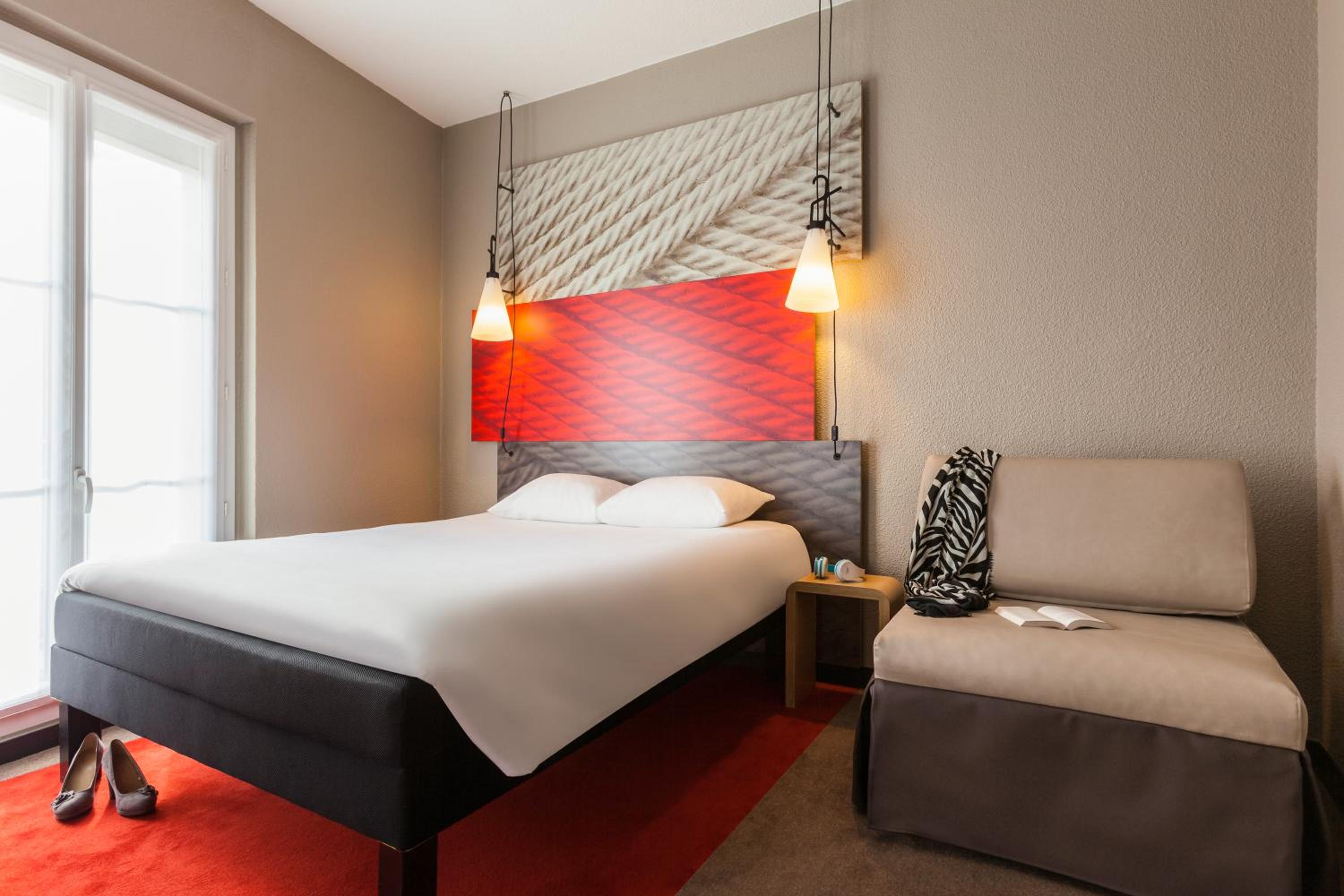 Standard Double Room with Sofa Bed - Photo 3