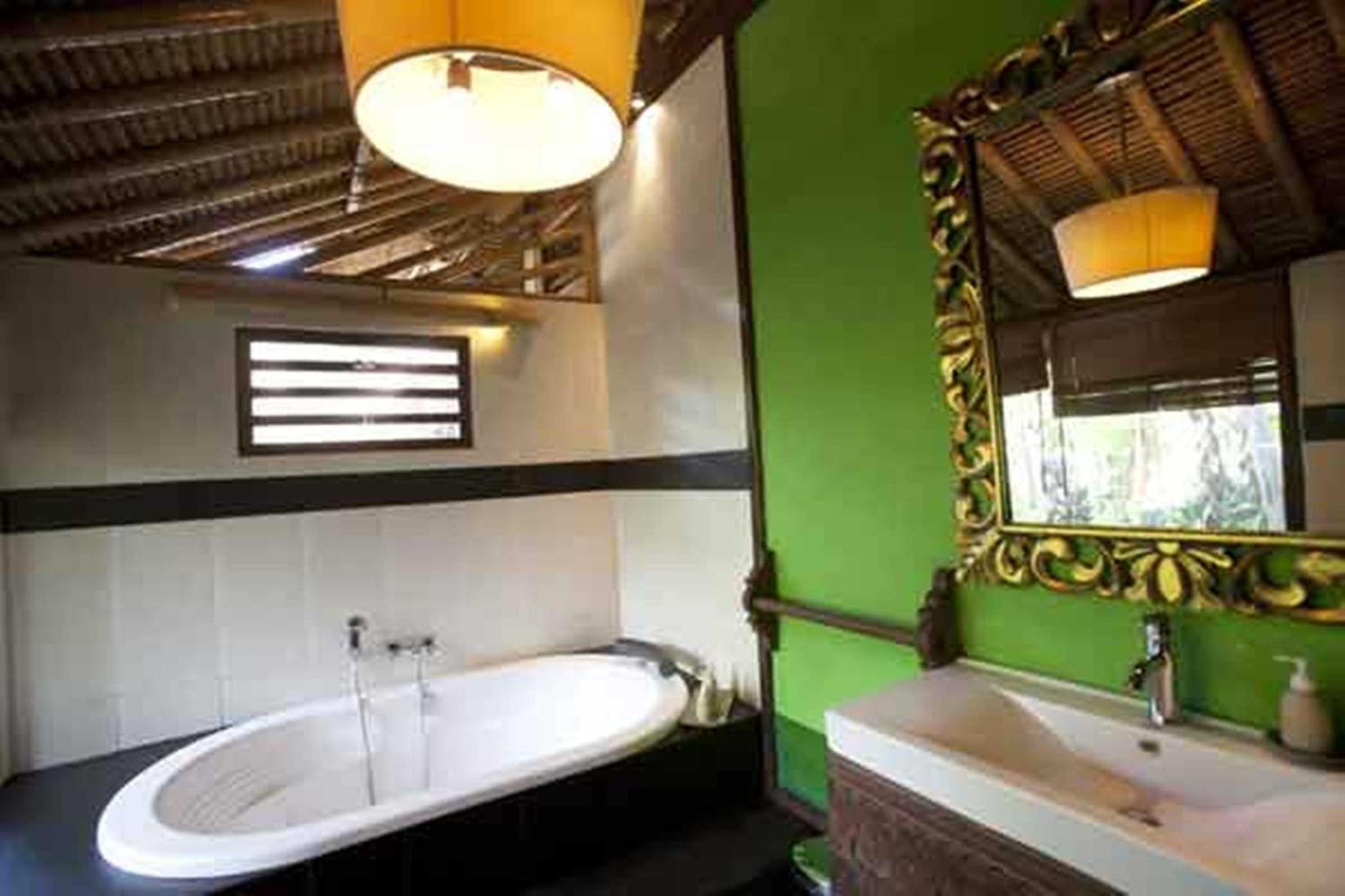 Deluxe Bungalow - Photo 10