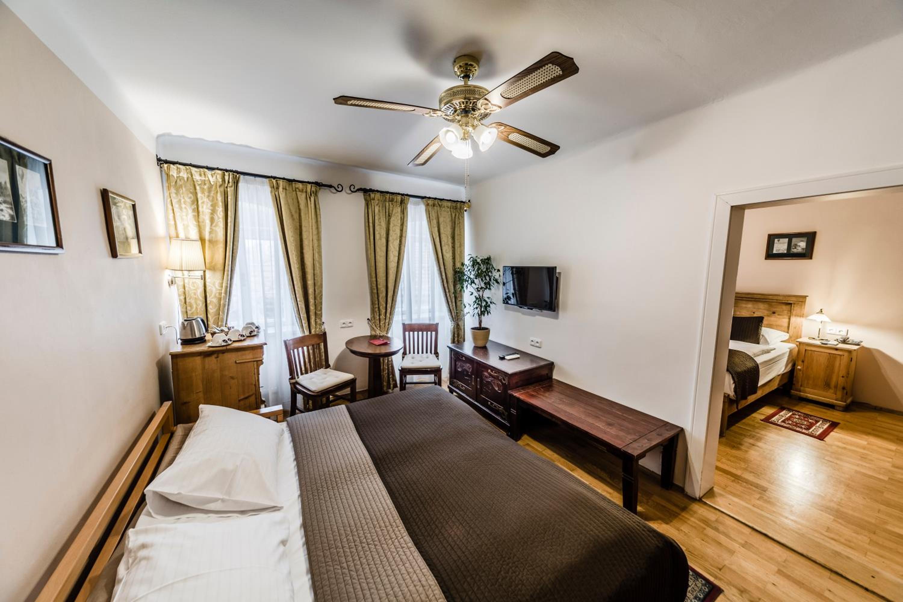 Quadruple Room with River View