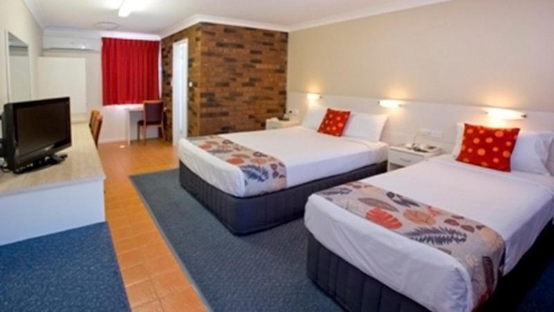 Twin Room - Photo 5