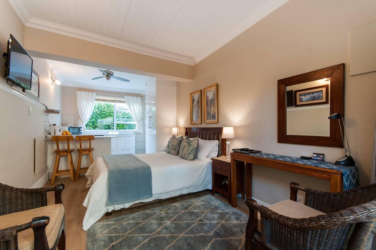 Standard Double Room - Photo 2